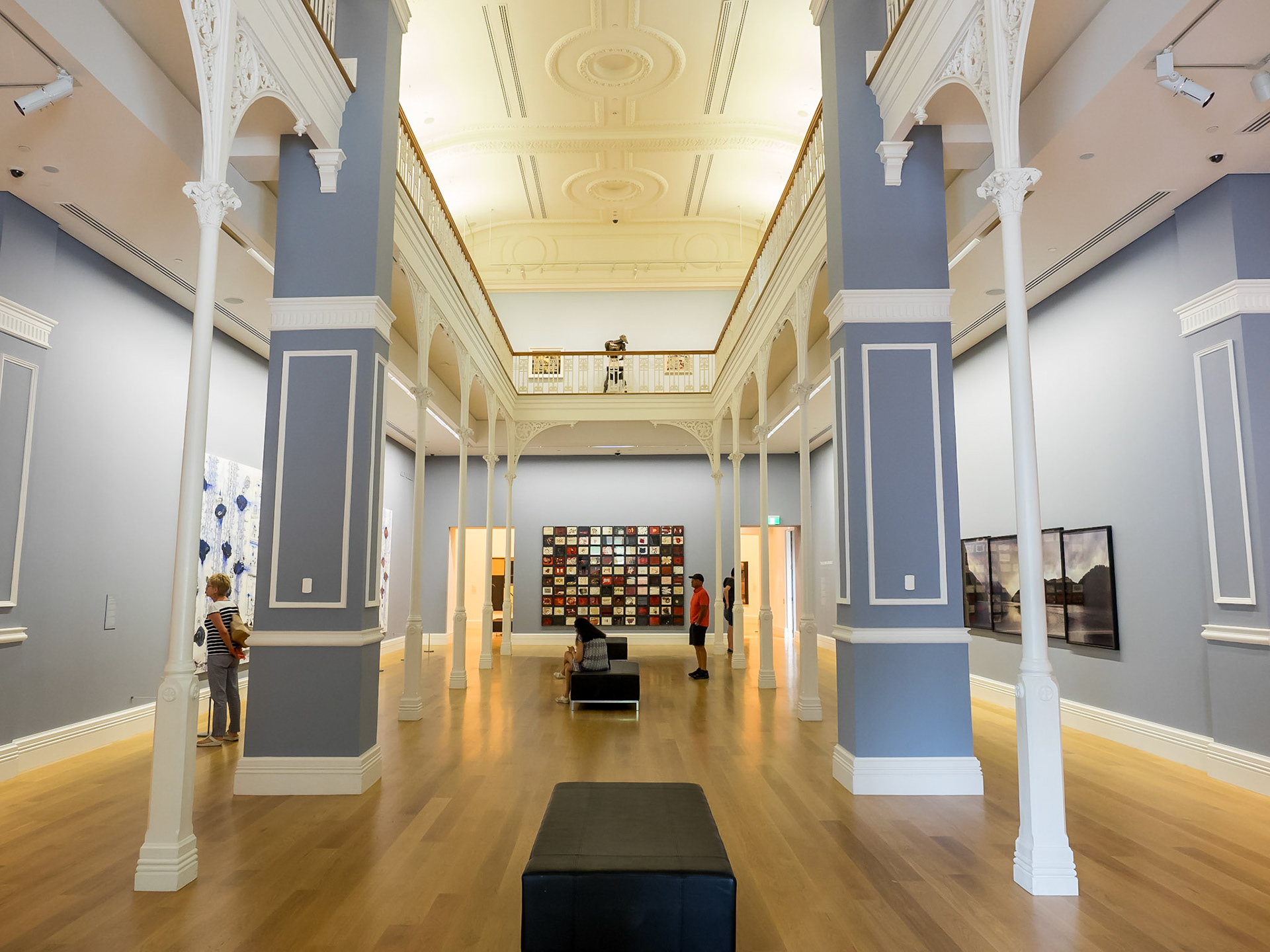 Auckland Art Gallery Toi o Tāmaki, section at contemporain.