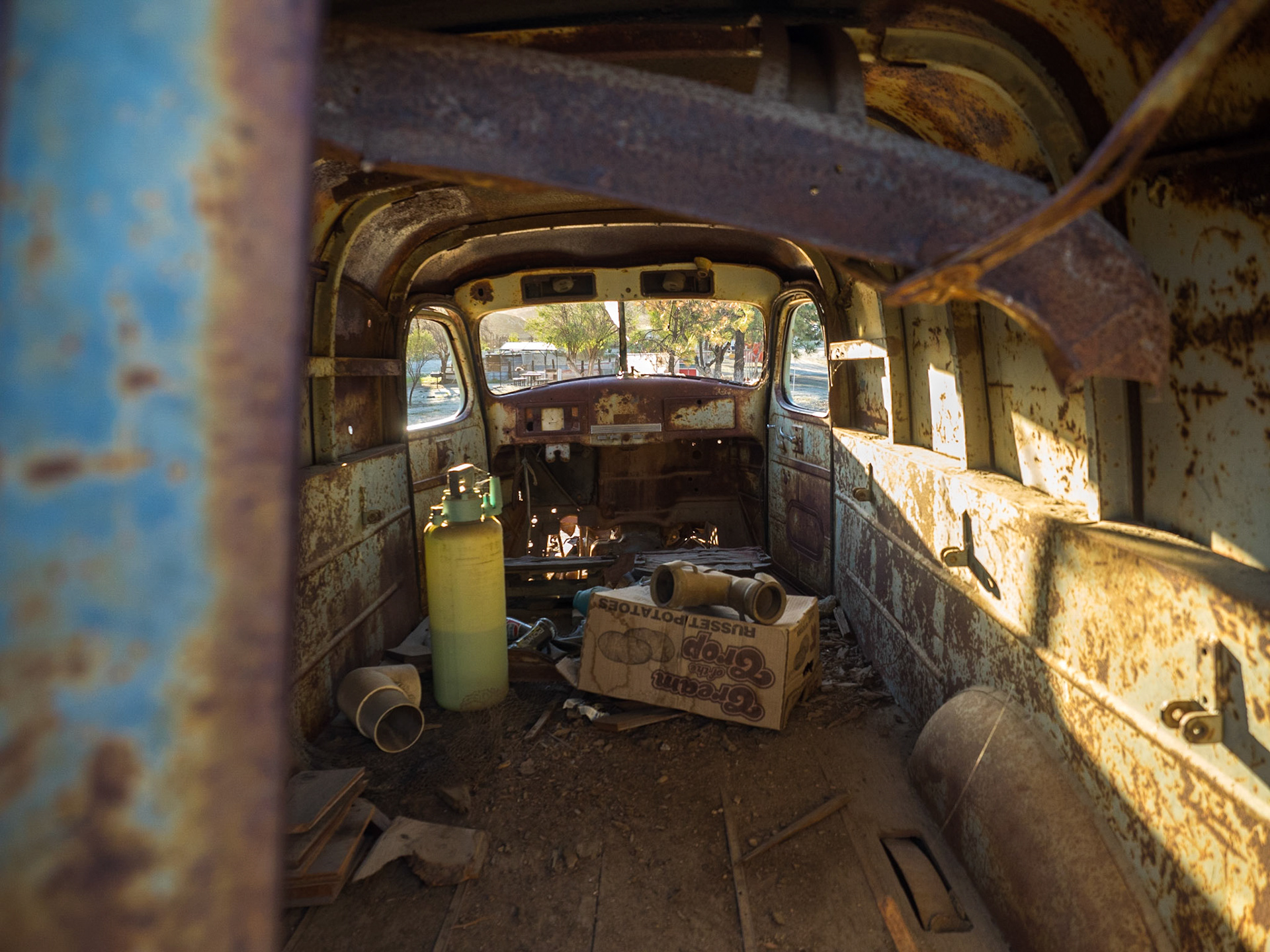 J'aime bien les camions abandonnés.
Rancho Meiling