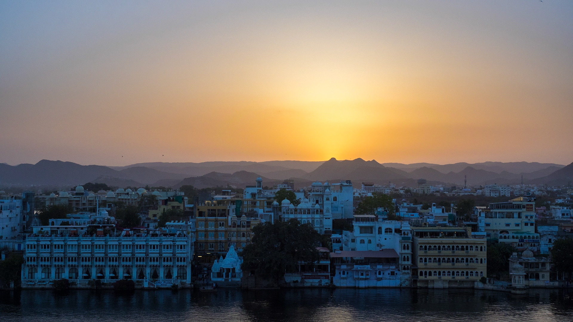 Udaipur, la ville qui flotterait presque !