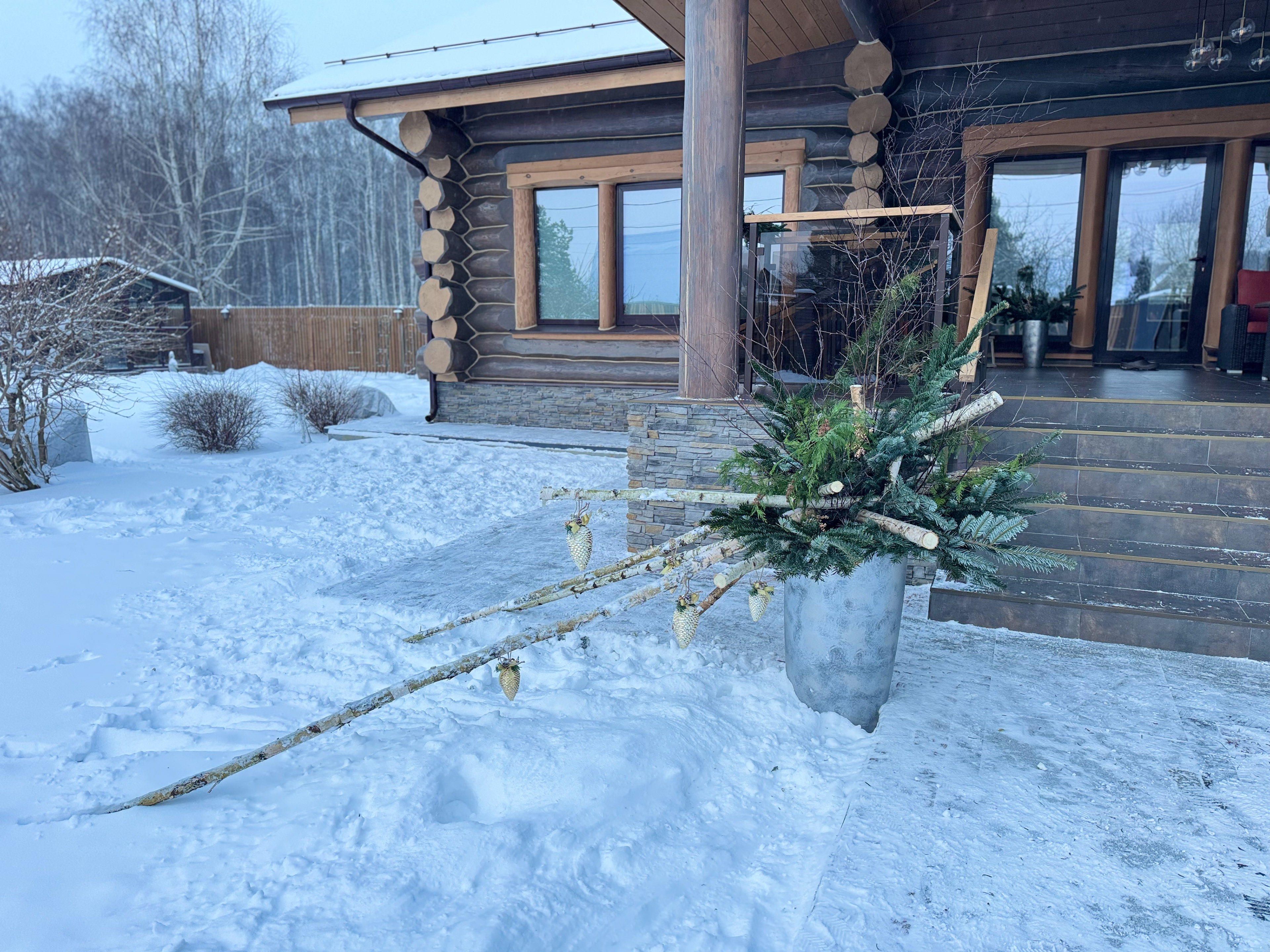 Новогоднее оформление загородных участков