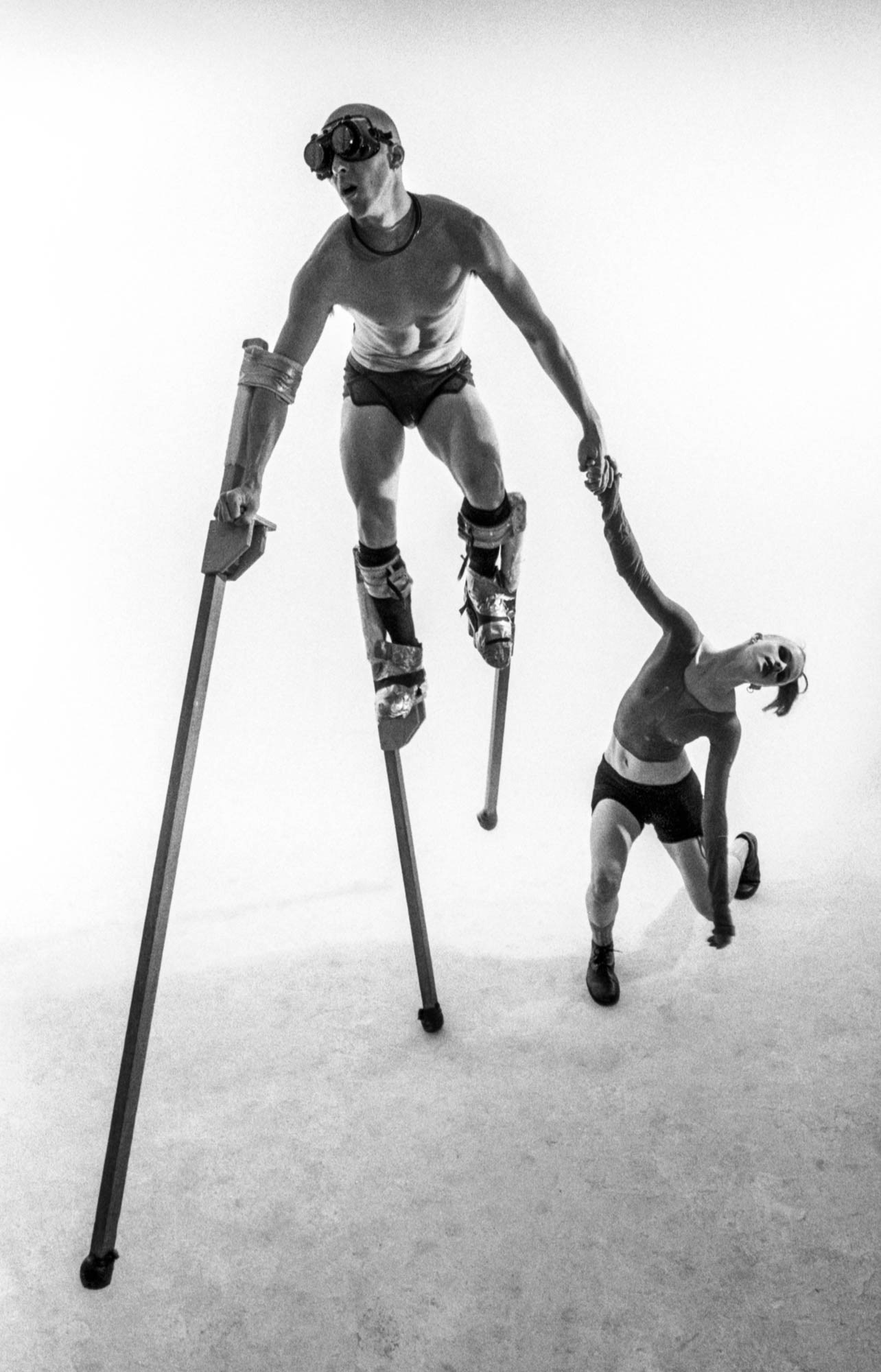 Elke Siedler e Alexsandro Guerra / IN’Perfeito / Grupo Cena 11 Cia de Dança - 1997 VENDIDO / R$ 1.500,00 com moldura