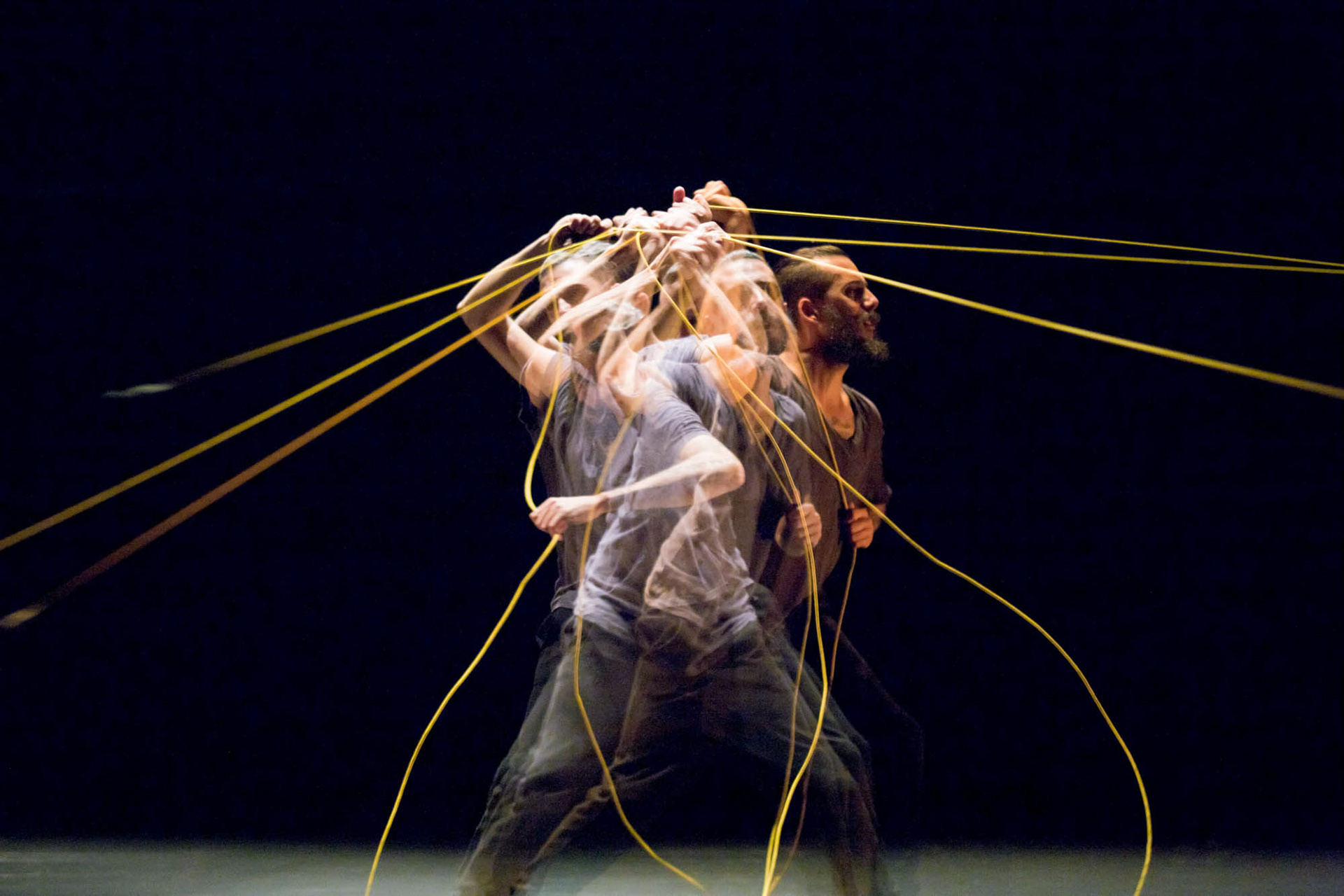 Alejandro Ahmed / Sobre Expectativas e Promessas - 2014 / DISPONÍVEL / R$ 1.200,00 sem moldura