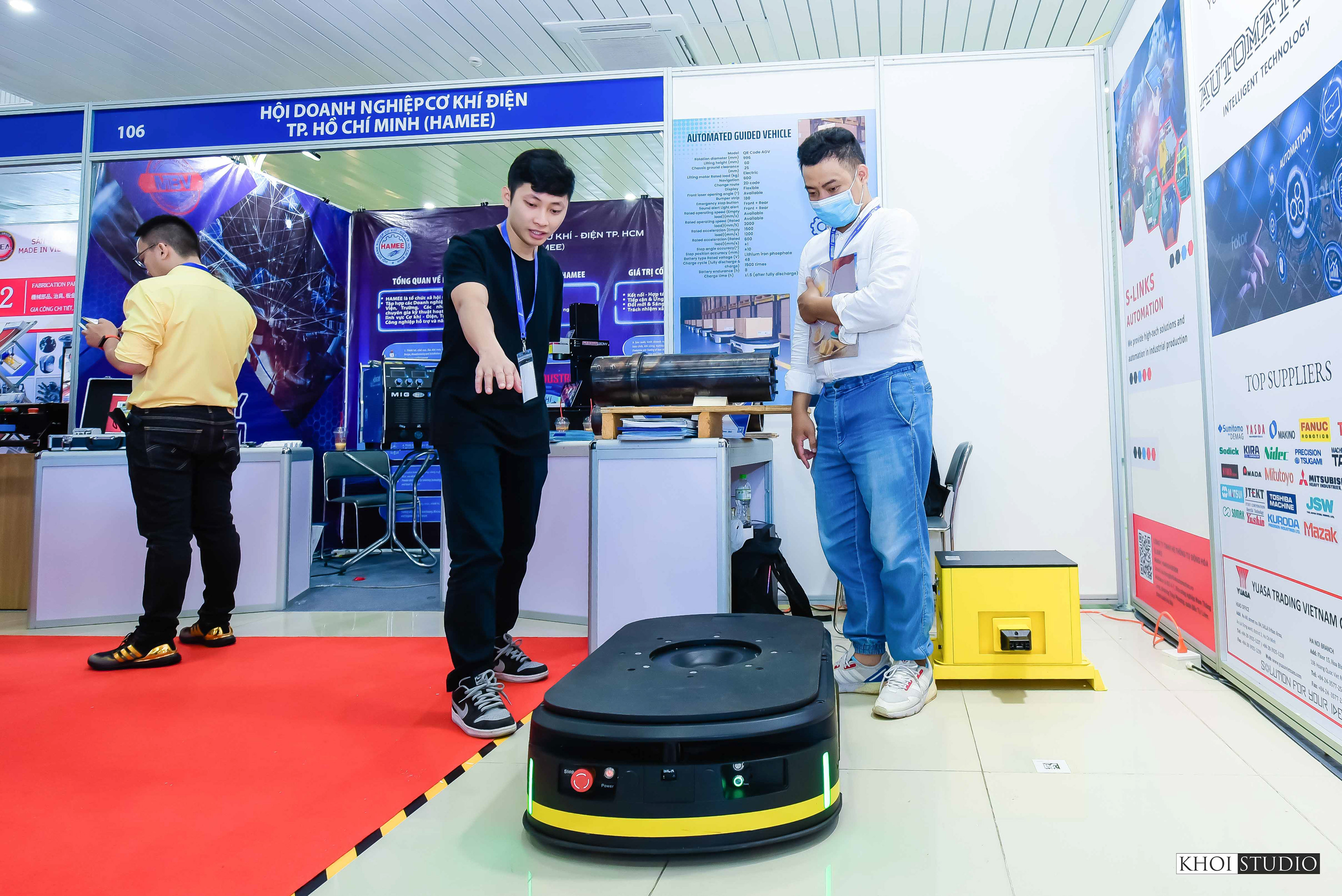 Fair and exhibition photographer in Da Nang - Da Nang Events - Chụp ảnh sự kiện Đà Nẵng - Khoi Studio - https://khoi.studio