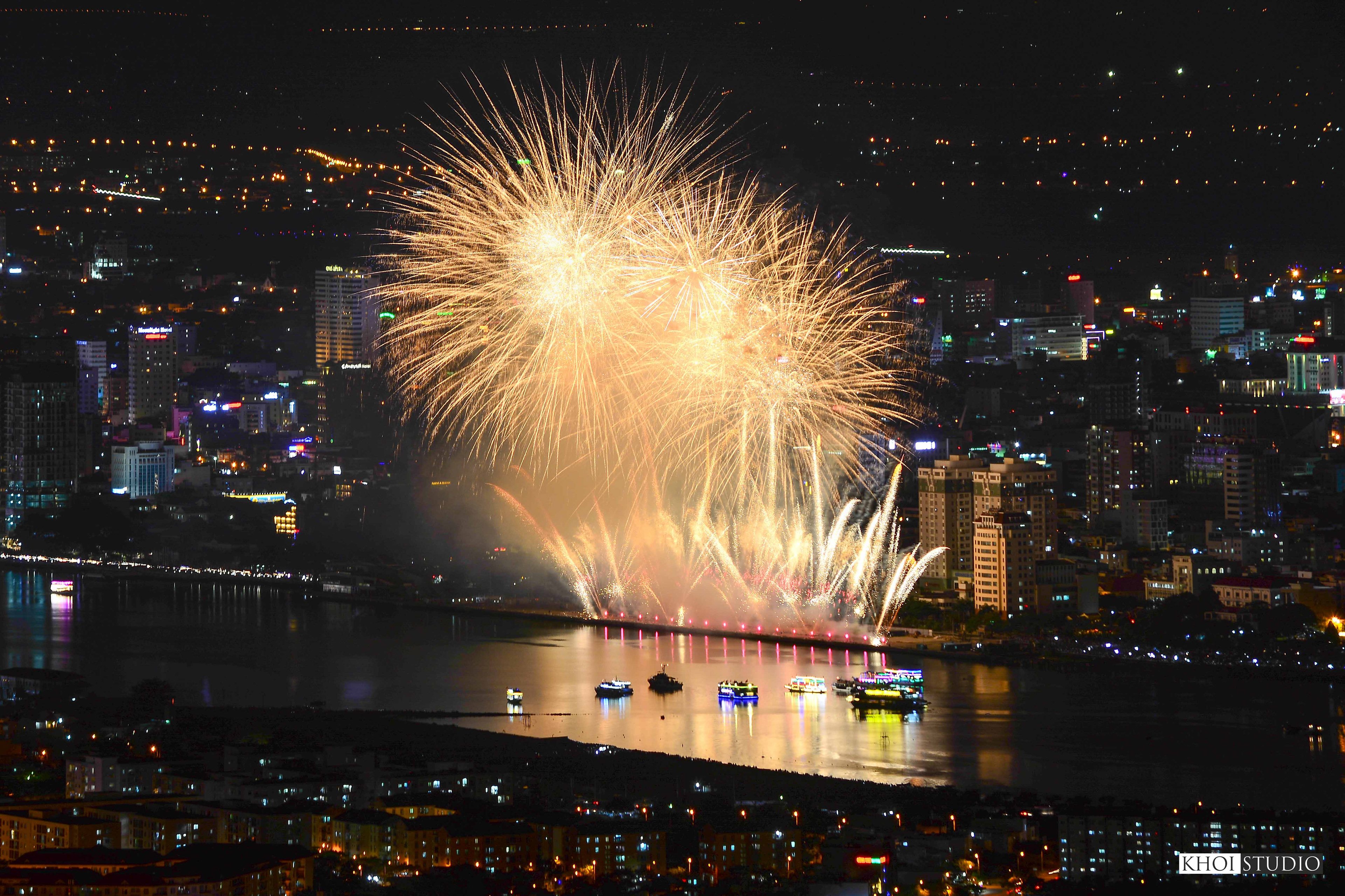 Da Nang International Fireworks Festival | View from Son Tra mountain