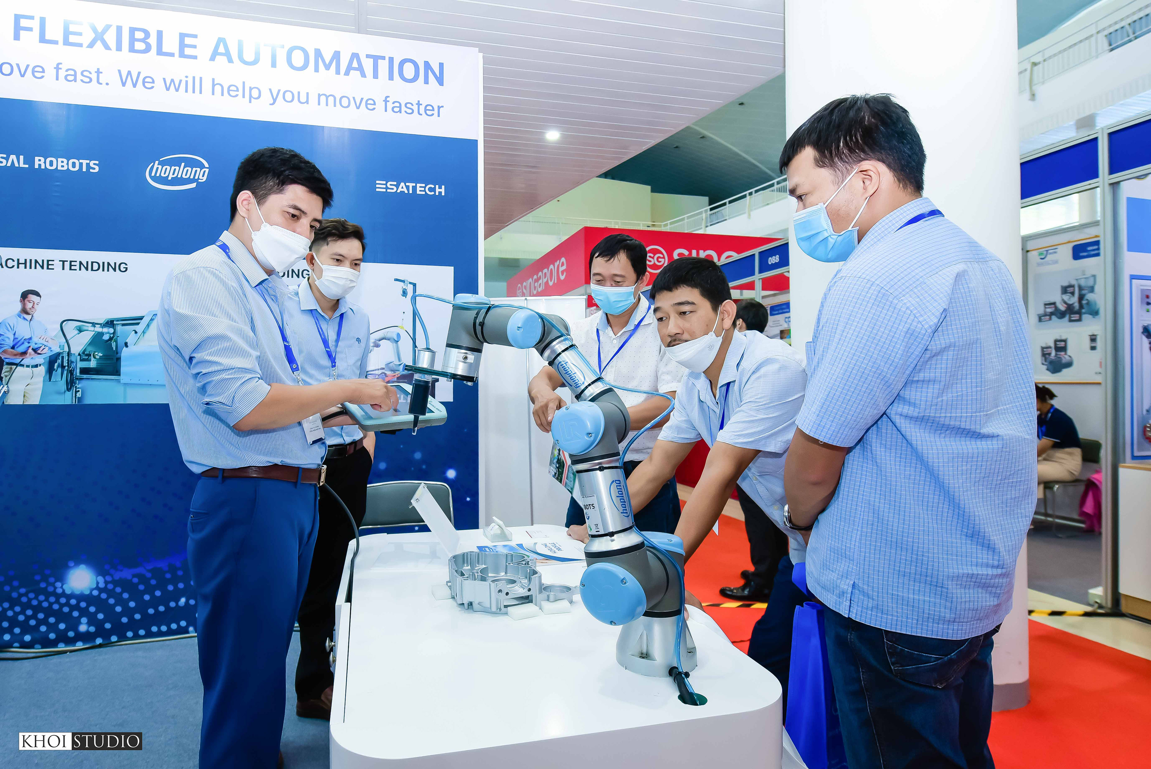 Fair and exhibition photographer in Da Nang - Da Nang Events - Chụp ảnh sự kiện Đà Nẵng - Khoi Studio