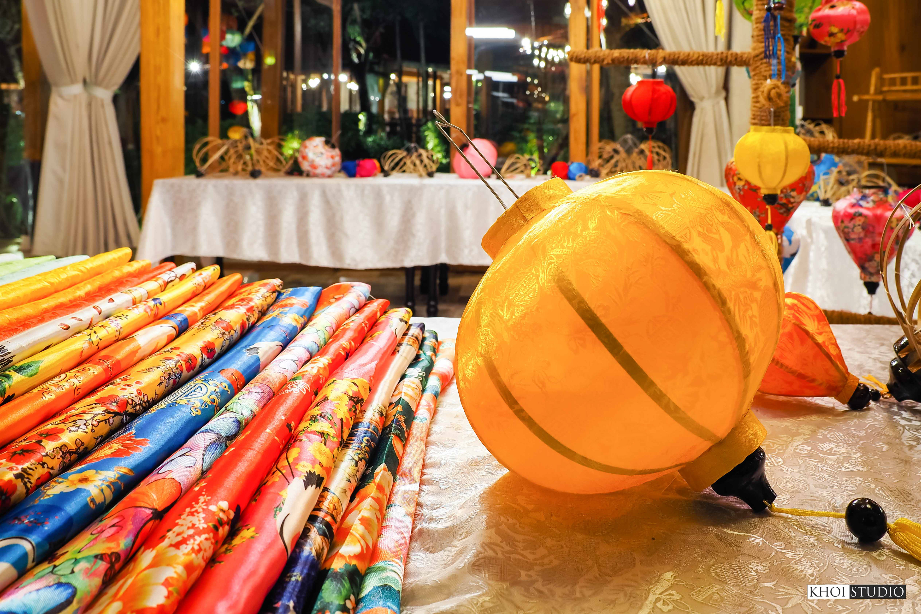 Lantern making class in Hoi An - 호이안의 랜턴 만들기 수업 - Lớp học làm lồng đèn ở Hội An