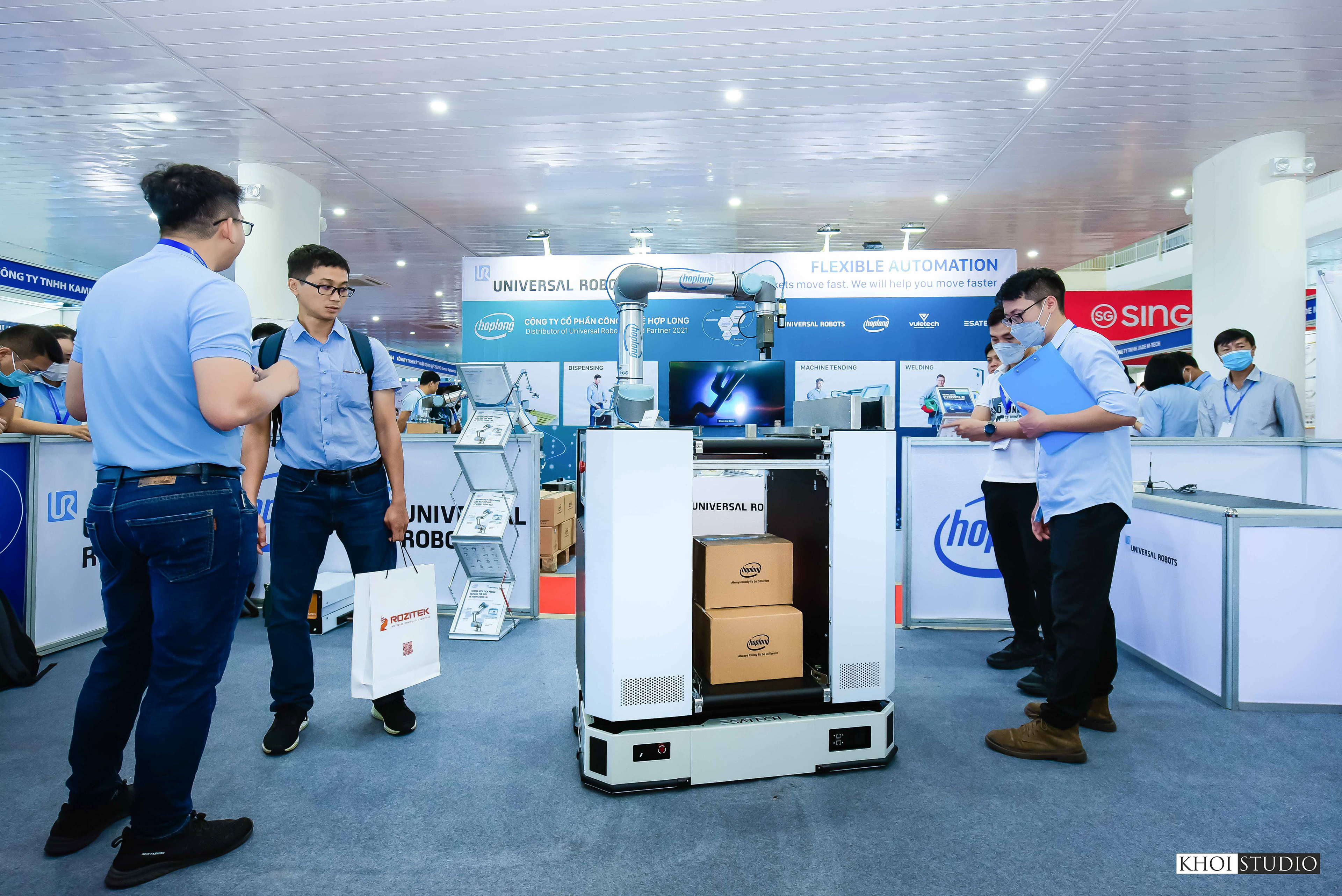 Fair and exhibition photographer in Da Nang - Da Nang Events - Chụp ảnh sự kiện Đà Nẵng - Khoi Studio