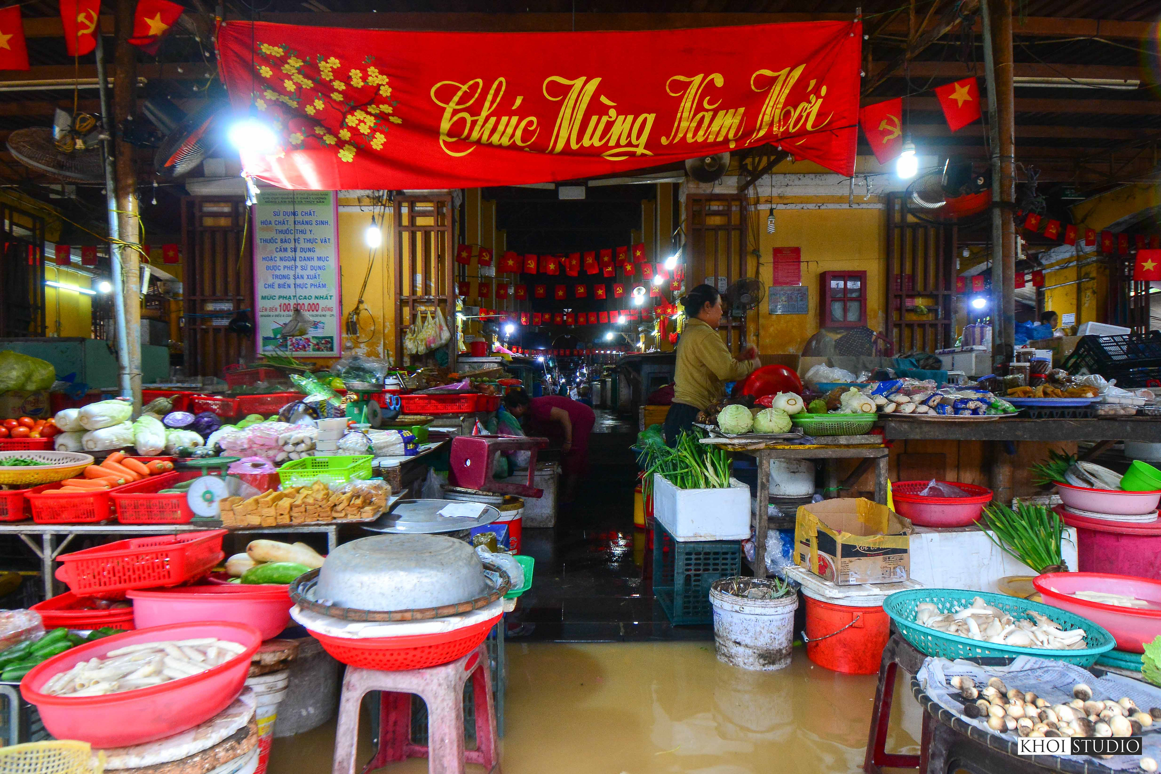 Flood season in Hoi An ancient town (Vietnam) 2020