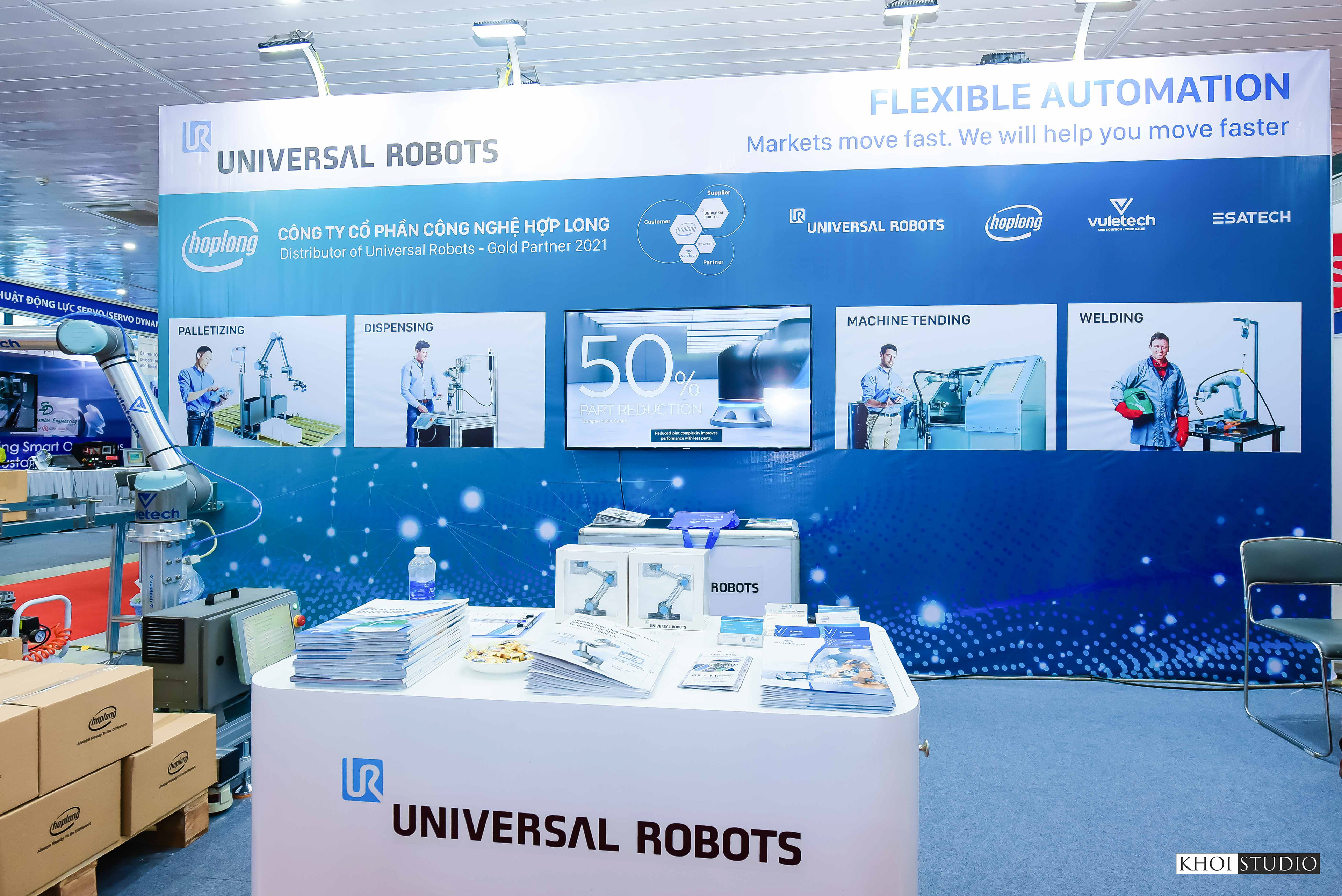 Fair and exhibition photographer in Da Nang - Da Nang Events - Chụp ảnh sự kiện Đà Nẵng - Khoi Studio