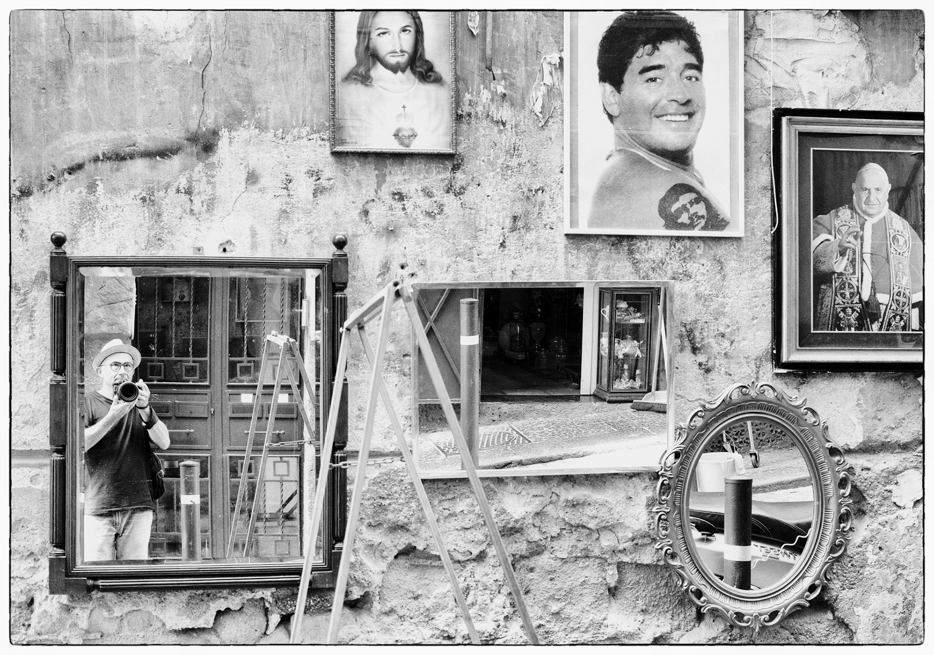 Autoportrait, Napoli. 2023