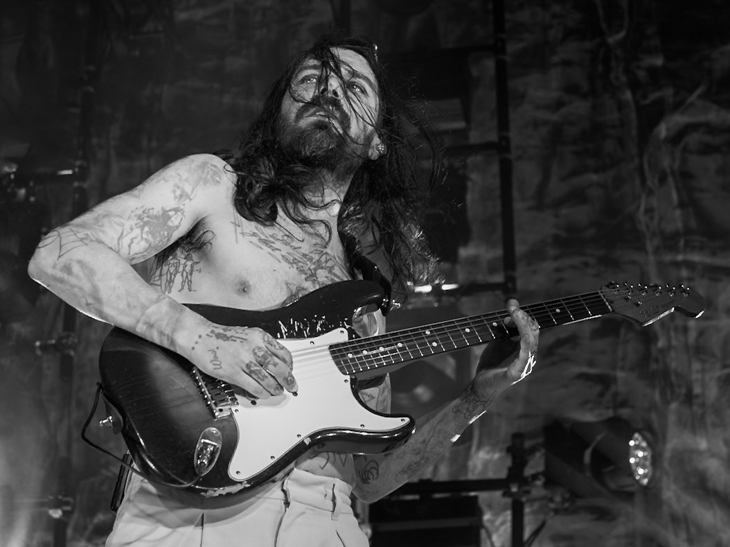 Simon Neil of Biffy Clyro performing live at Glasgow’s iconic Barrowland Ballroom. Photographed by Gareth Fraser / 3rd Mile.