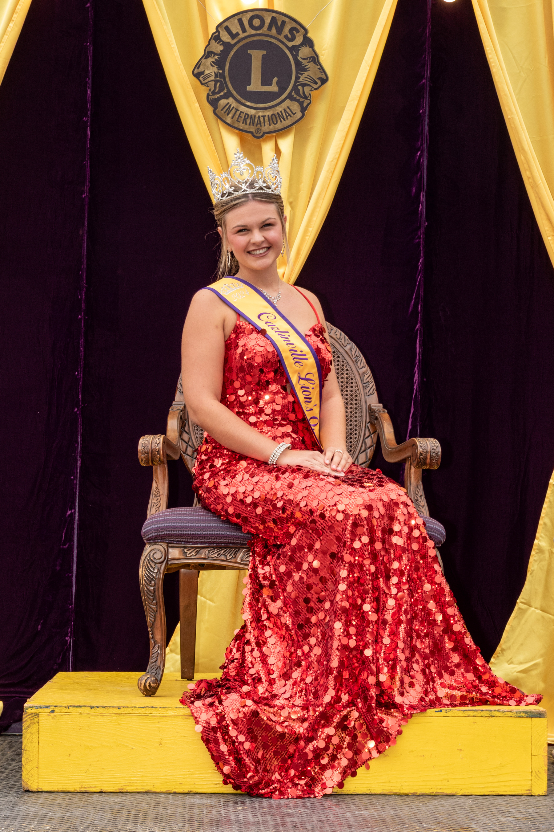 Retiring Queen Clara