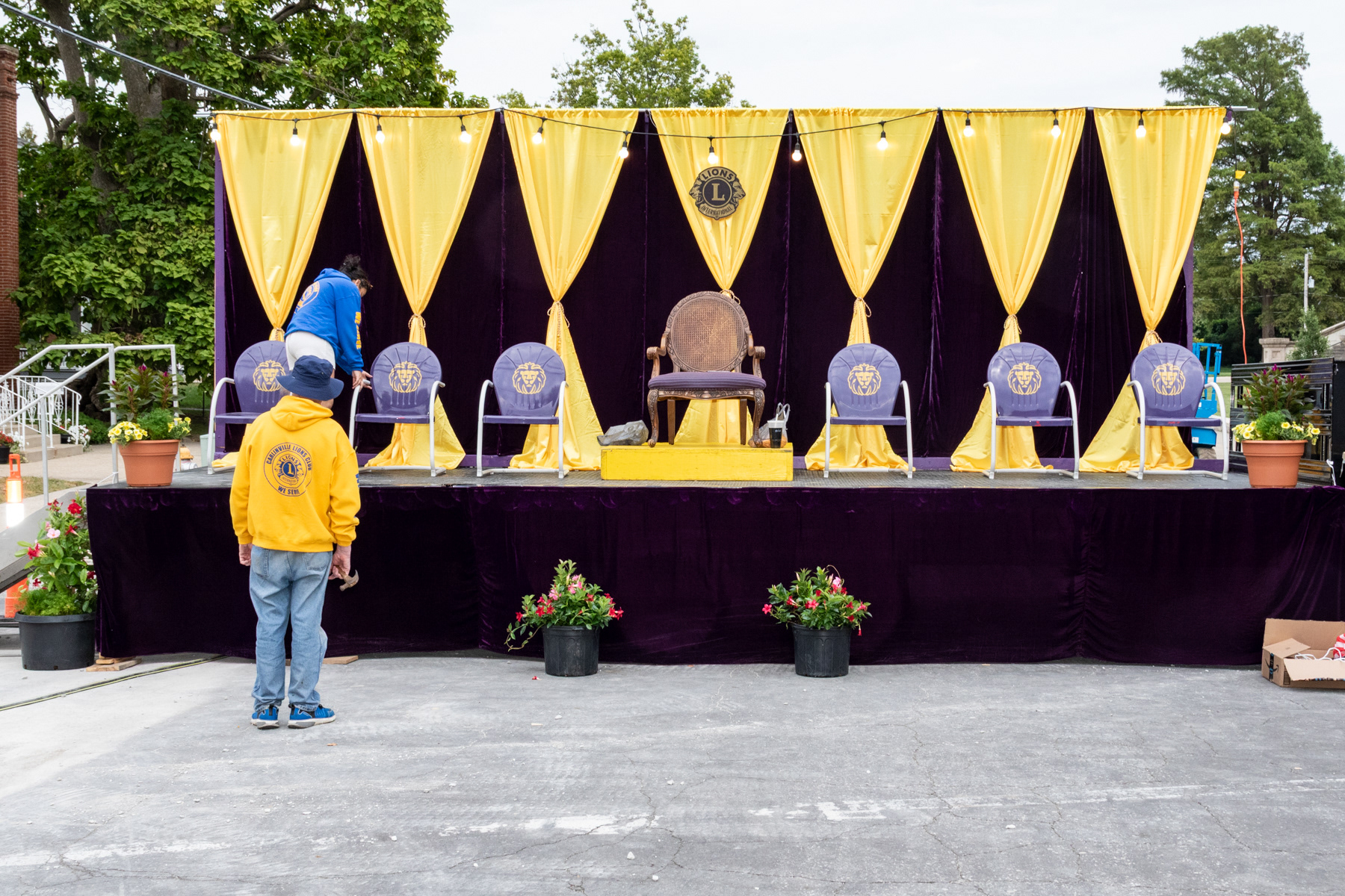 Stage Set-up