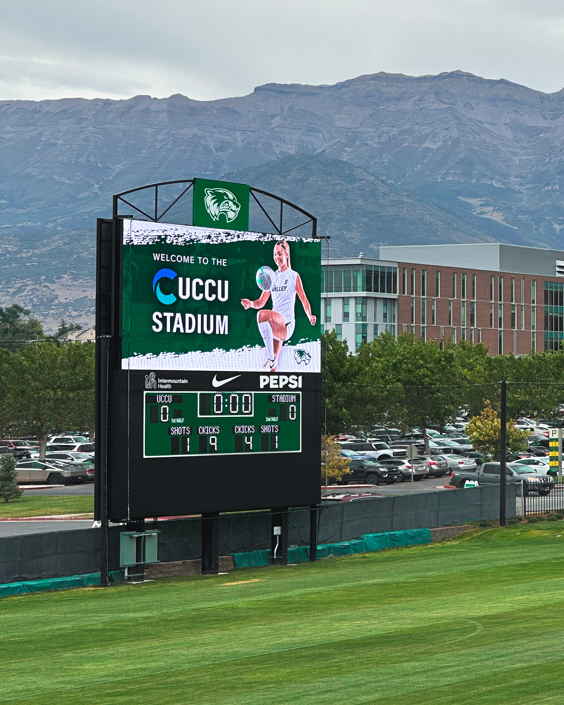 UVU – UCCU Stadium Ribbon Cutting Event Digital Signage