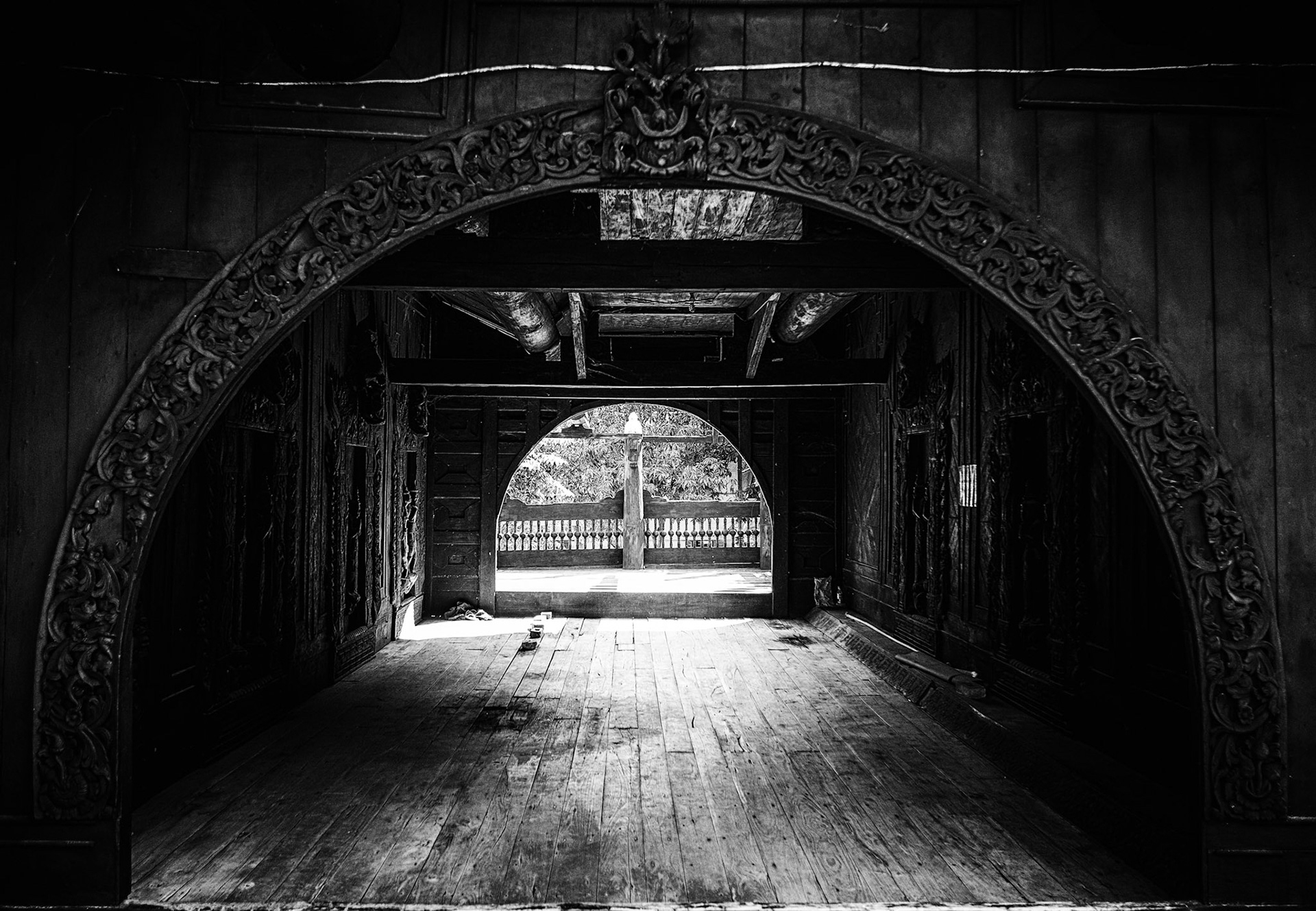 Yan Shwe-Kgua temple Inle lake