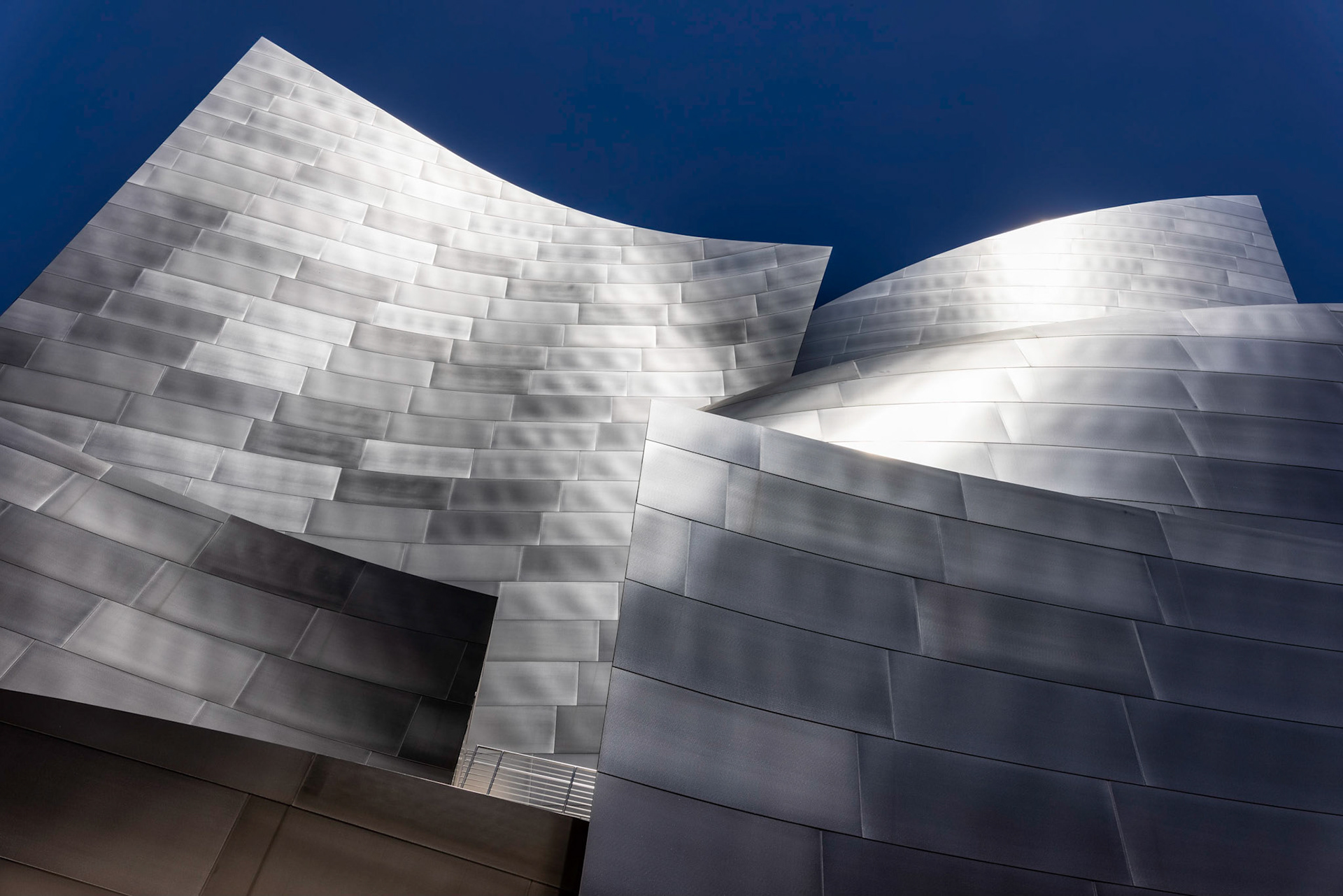 Walt Disney Concert Hall, Los Angeles designed by Frank Gehry