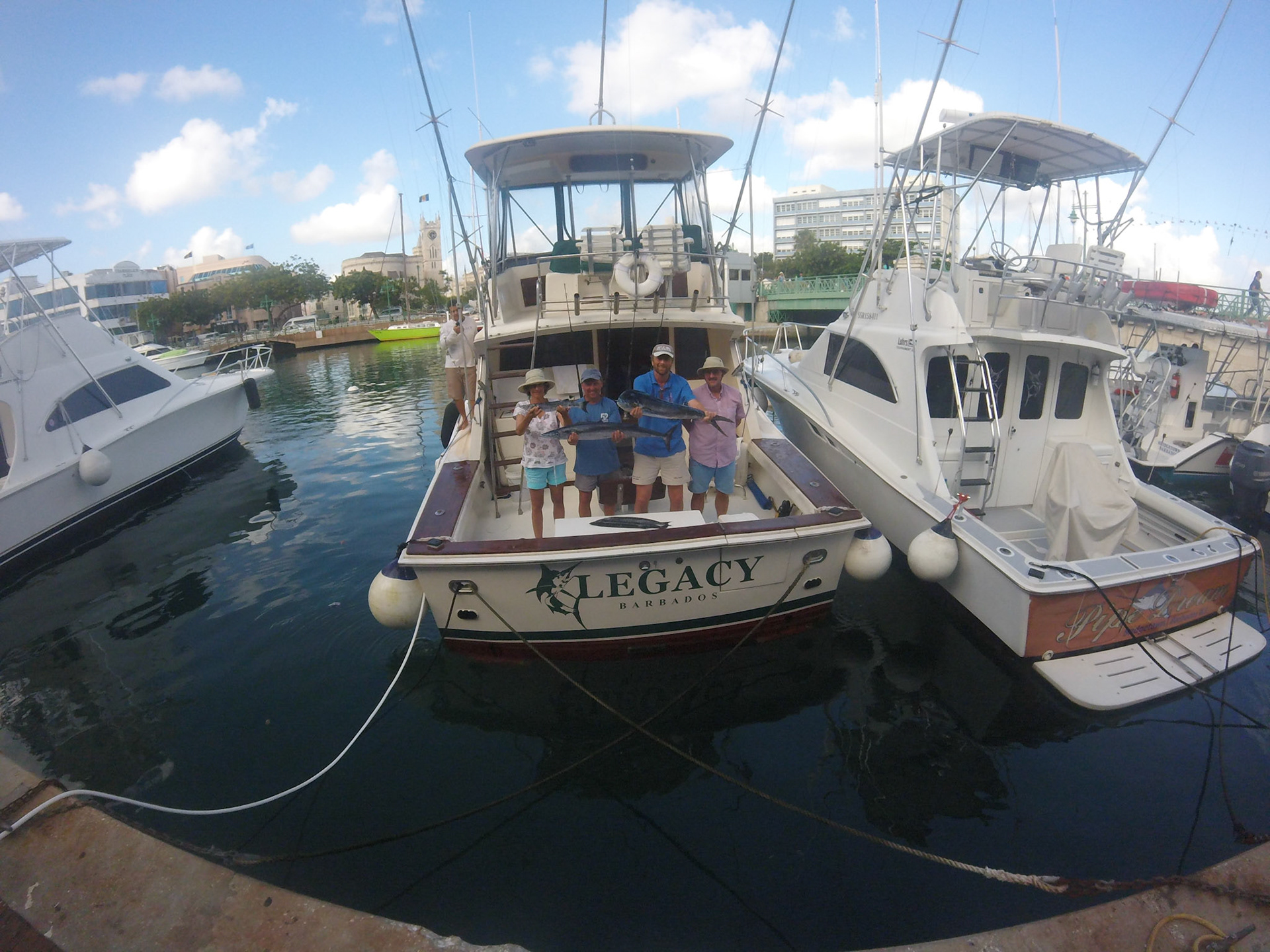 DCIM\100GOPRO