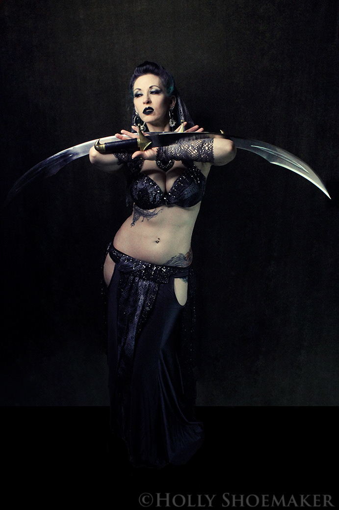 Katara: Belly, sword and fire dancing