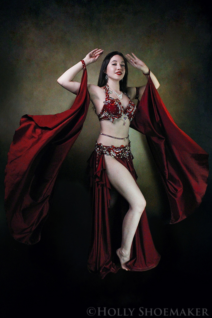 Zaidee Lys: Belly Dancer