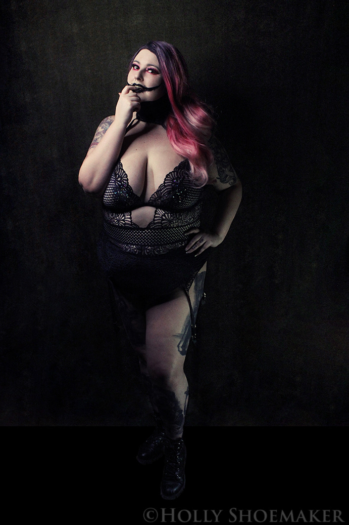 Britni Bloodshed: Burlesque, Sideshow, Co Producer of Pain Proof Punks