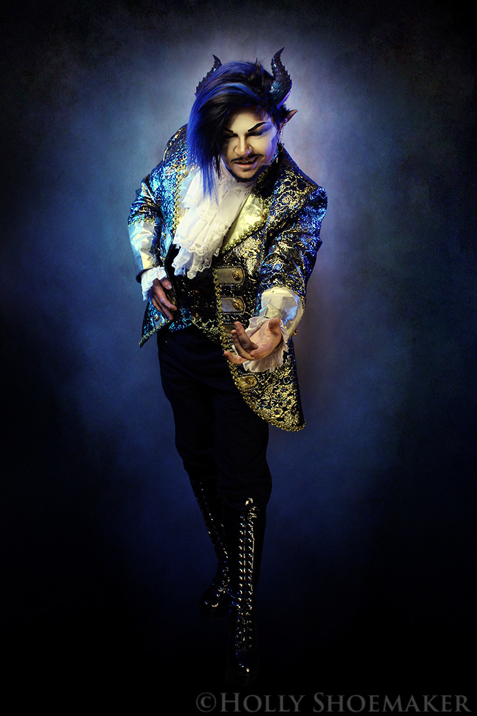 Freddy Prinze Charming: Drag King