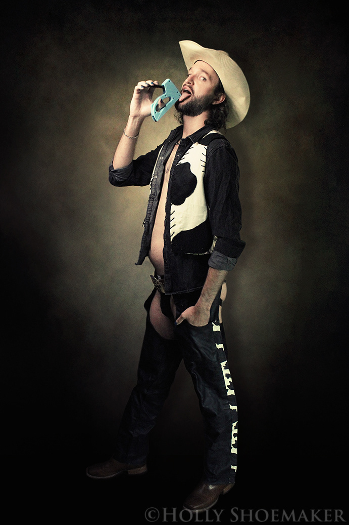 Sparkinson: Sideshow, MC