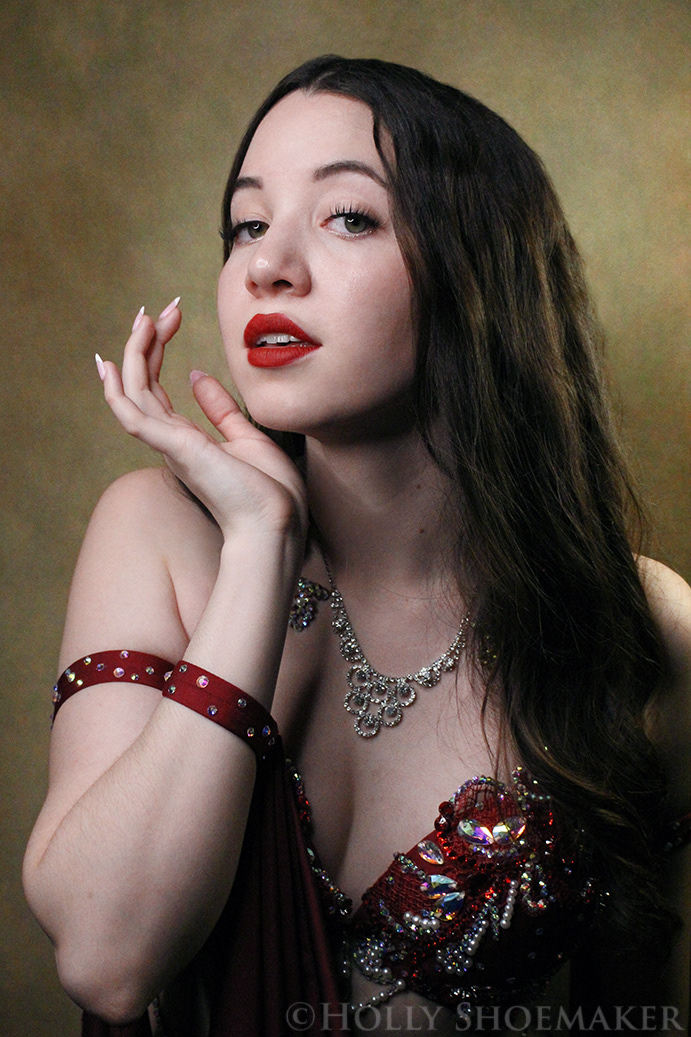 Zaidee Lys: Belly Dancer