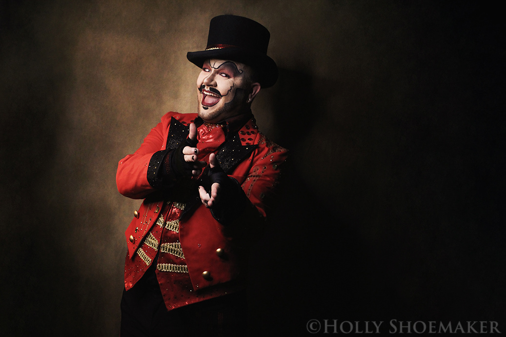 Freddy Prinze Charming: Drag King