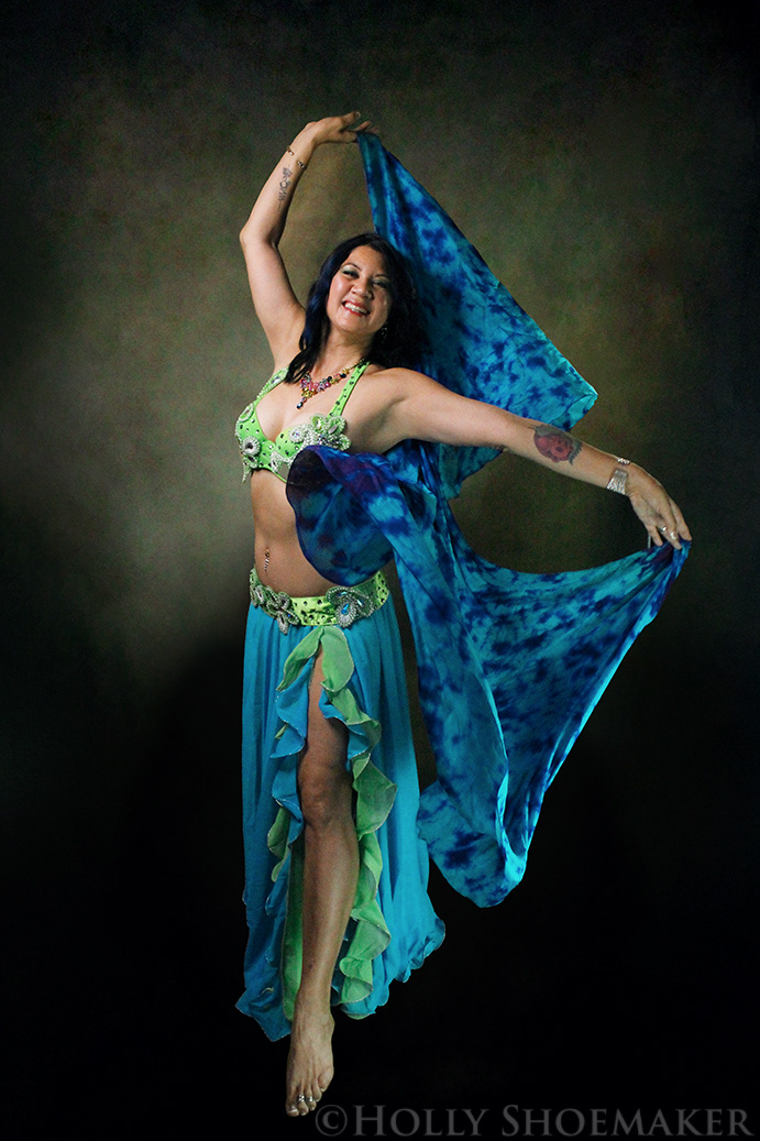 Diosa Lys: Belly Dancer