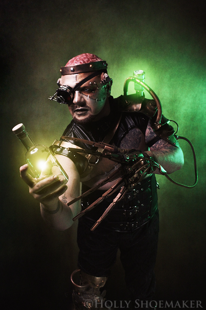 Freddy Prinze Charming: Drag King