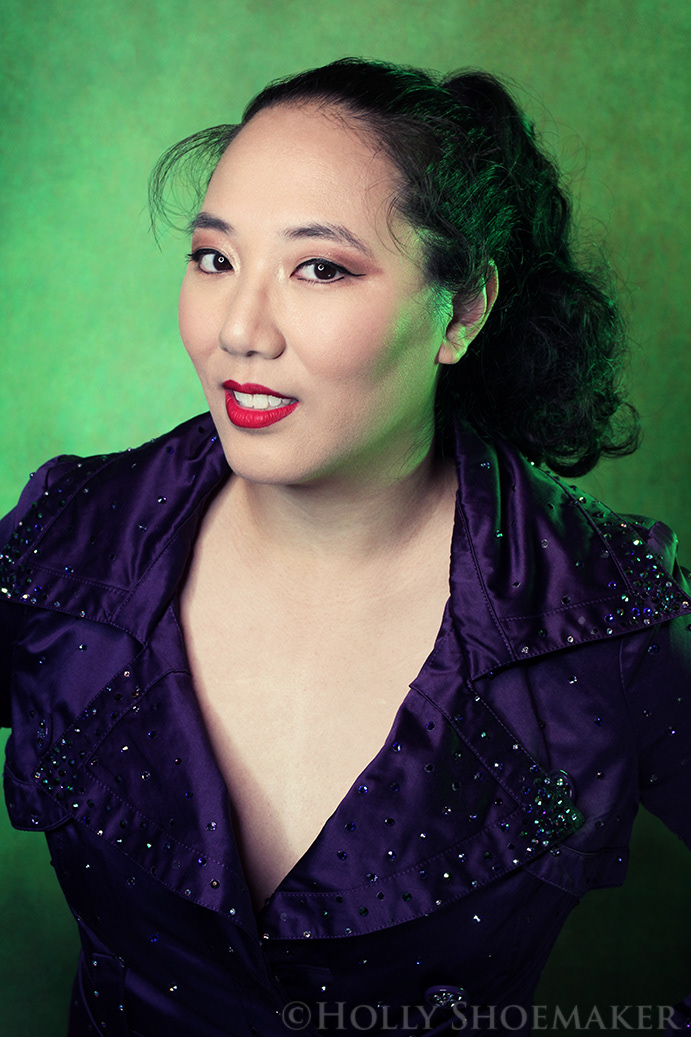 Mae B Koi: Burlesque