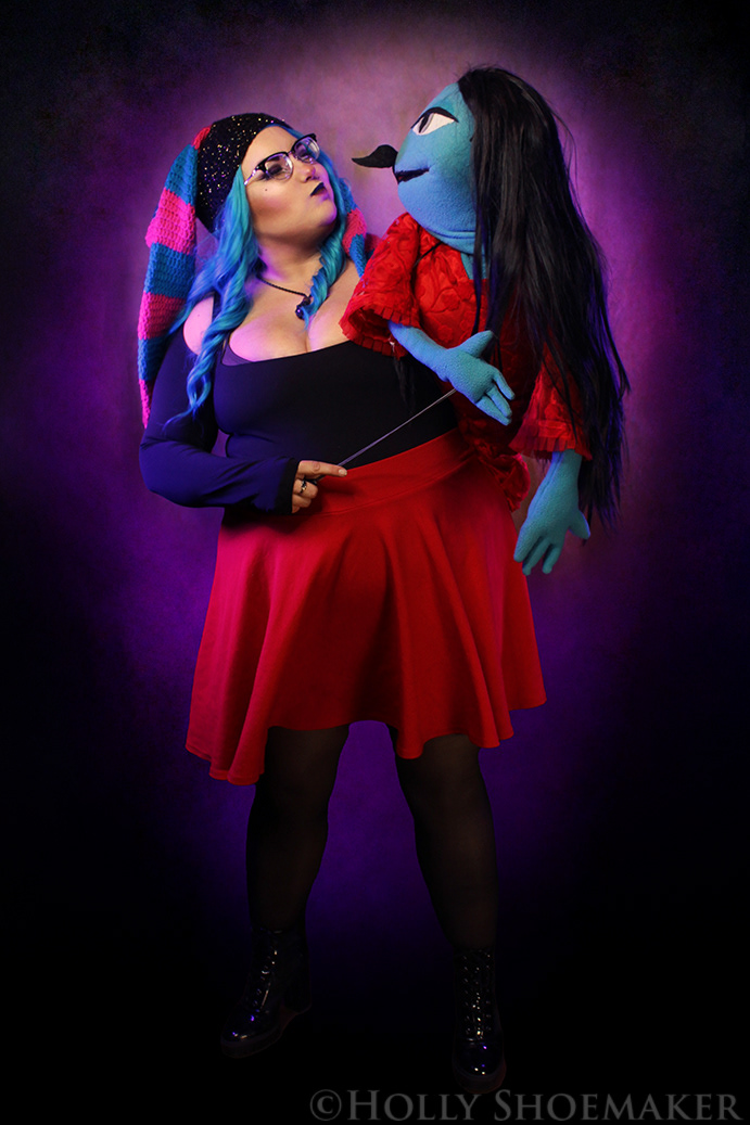 Syren Dee: Drag Puppeteer