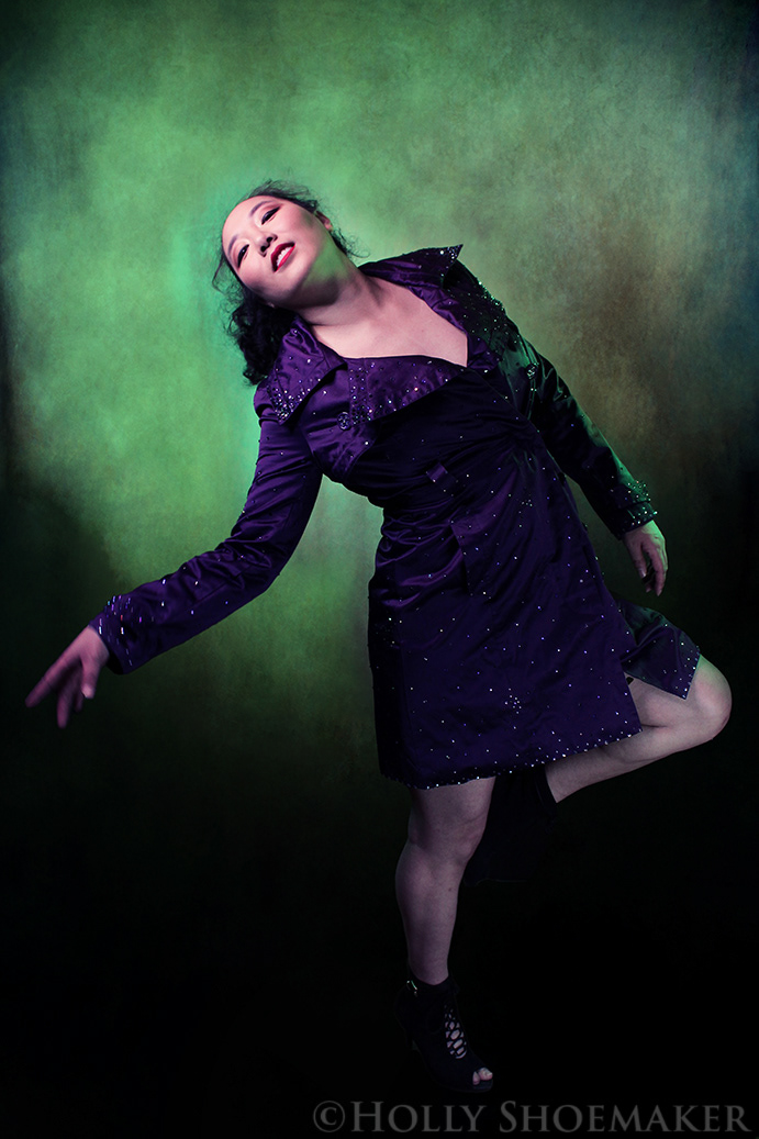 Mae B Koi: Burlesque