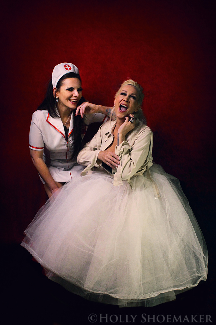 Selene Shiloh and Mandy Thrasher: Muscians