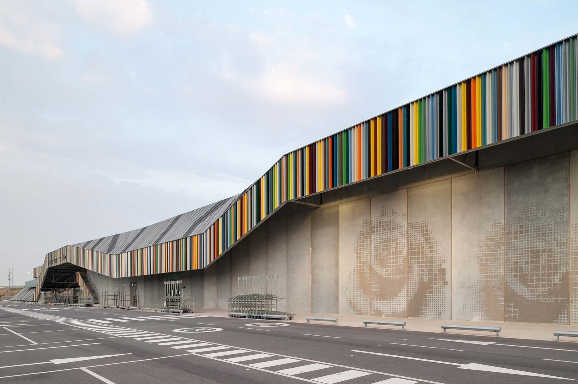 Flower Market / Mercabarna / Sant Boi de Llobregat, Spain / Muller Architects