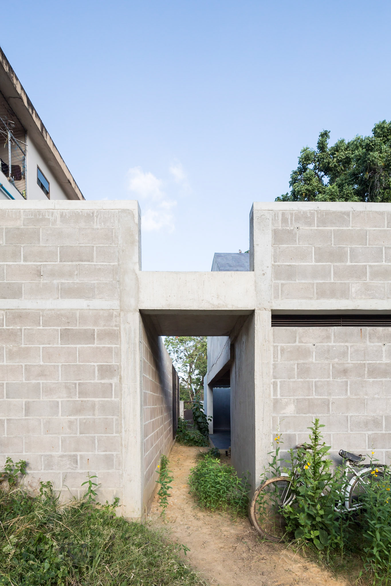 Fuzzy House / Chiang Mai, Thailand / SO architects