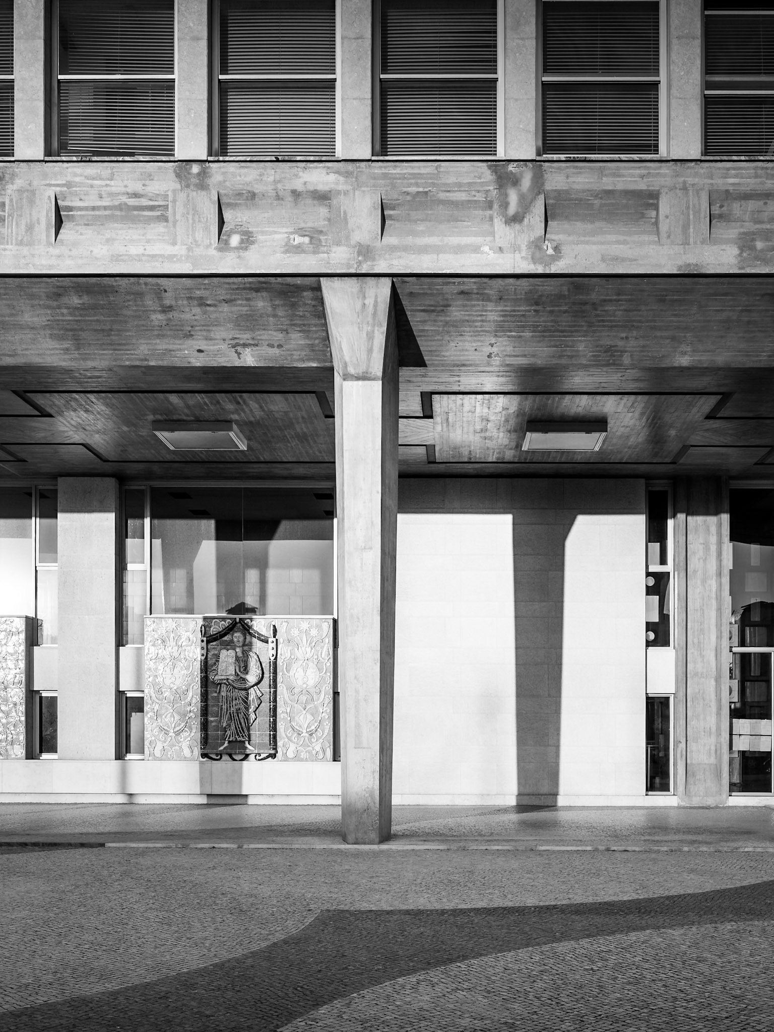 Palace of Justice / Lisboa, Portugal / Januário Gadinho, Joao Henrique de Breloes Andresen