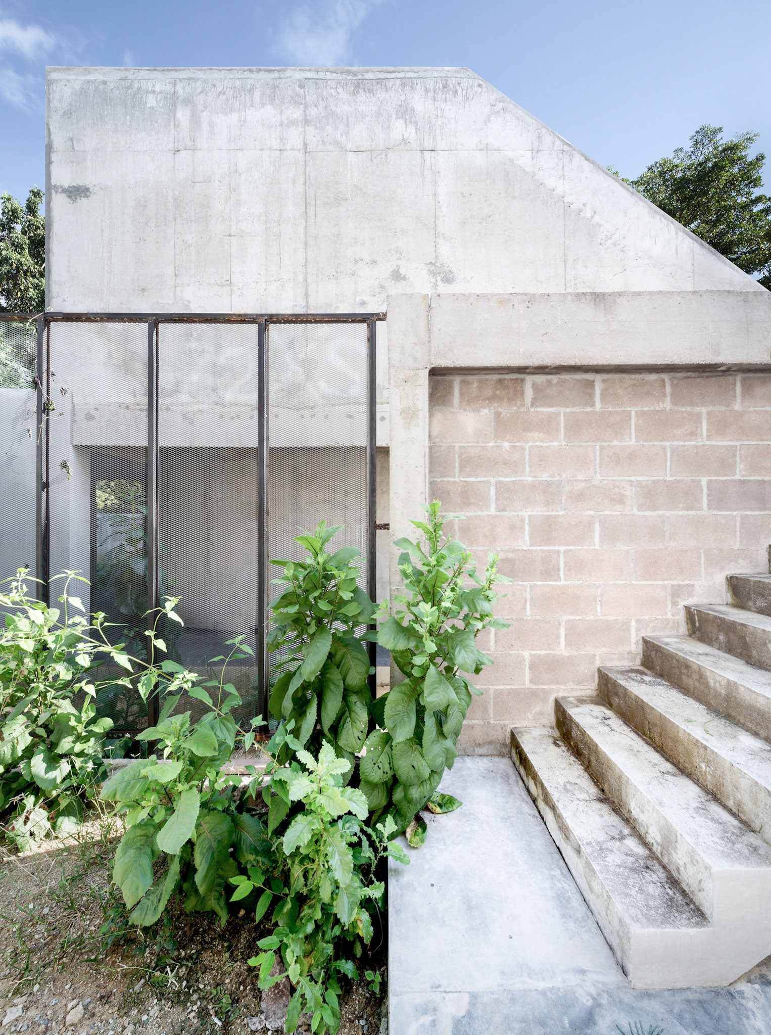 Fuzzy House / Chiang Mai, Thailand / SO architects