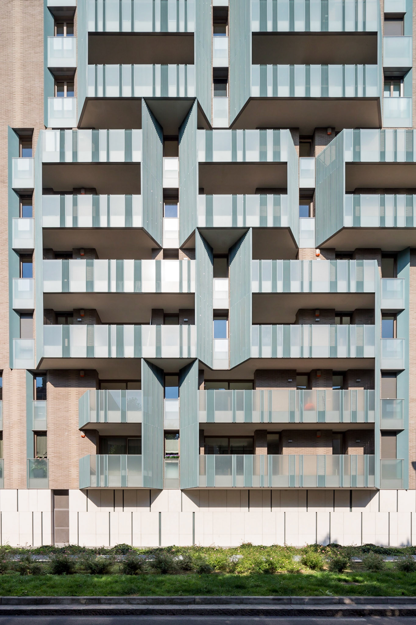 Novetredici Housing / Milan, Italy / Cino Zucchi - CZA