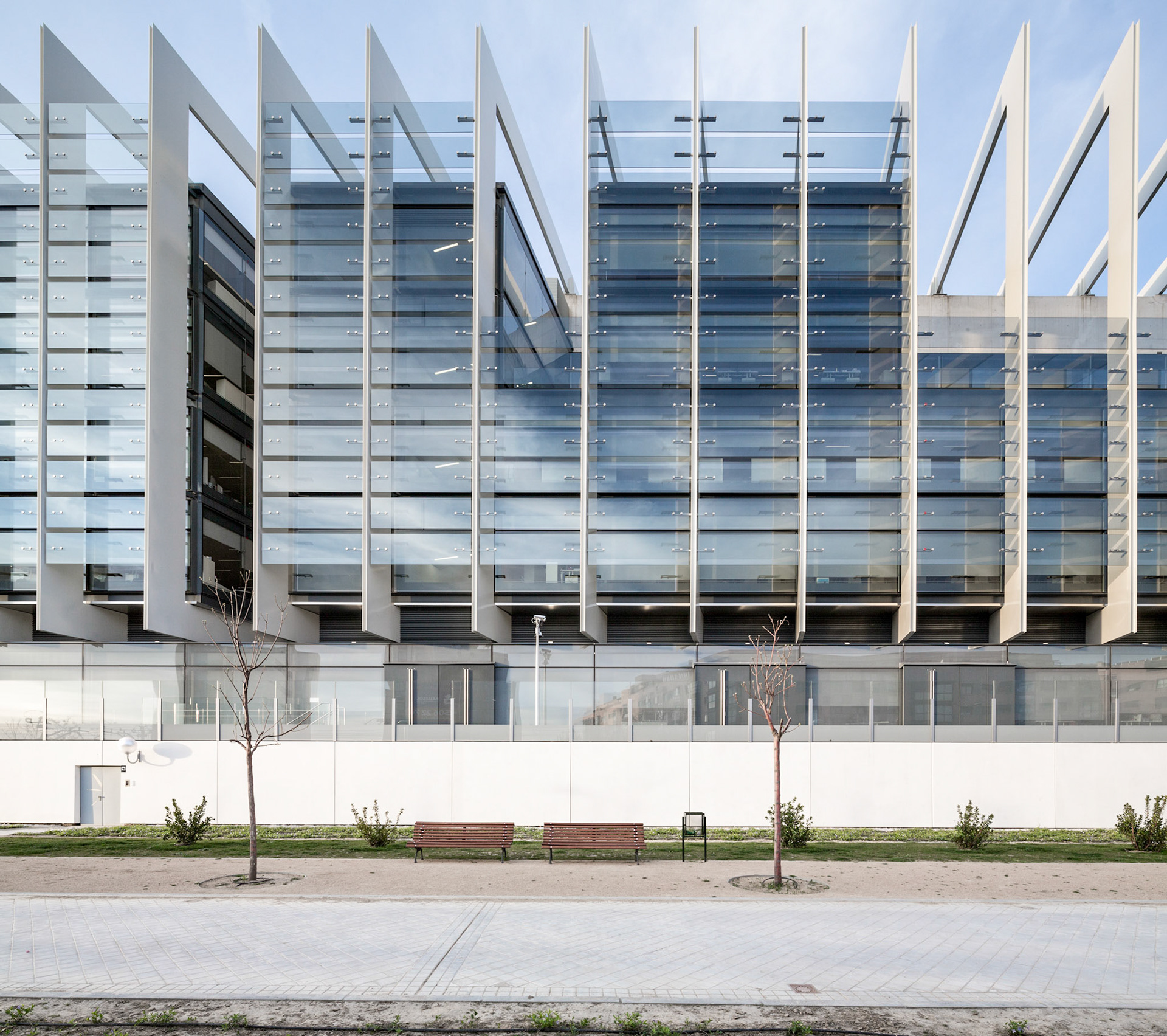 Campus Repsol Headquarters / Madrid, Spain / Rafael De La-Hoz