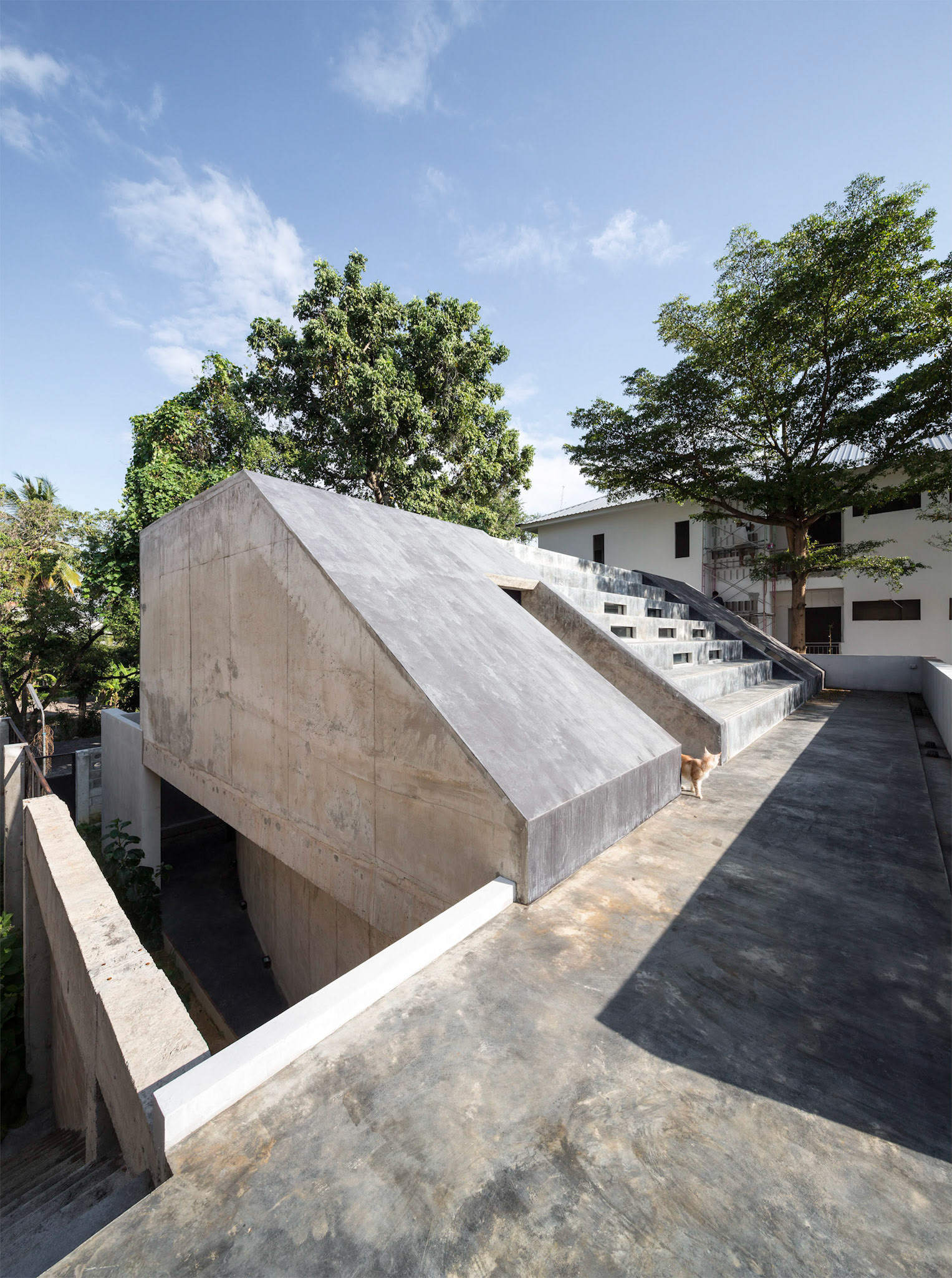 Fuzzy House / Chiang Mai, Thailand / SO architects