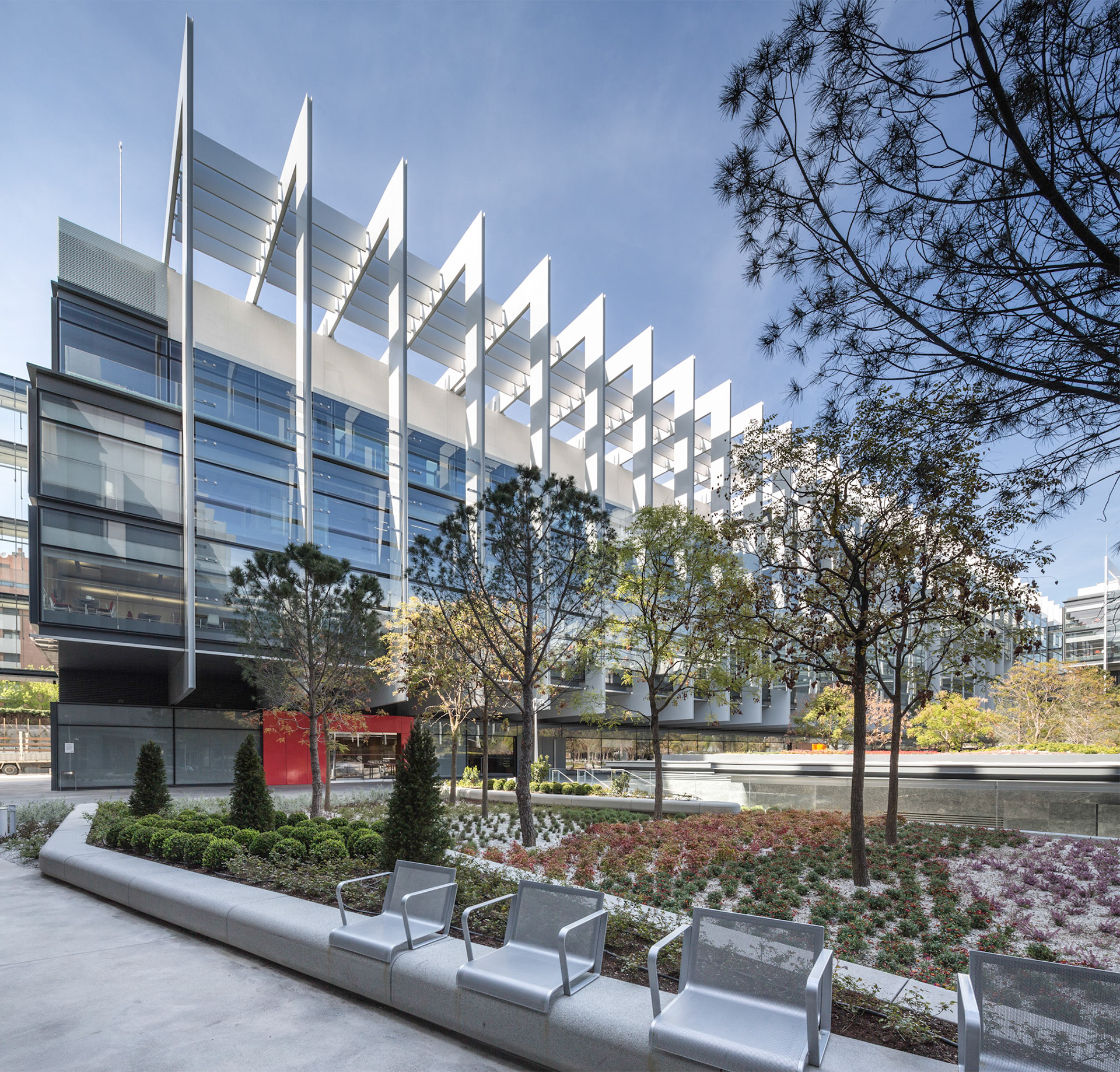 Campus Repsol Headquarters / Madrid, Spain / Rafael De La-Hoz