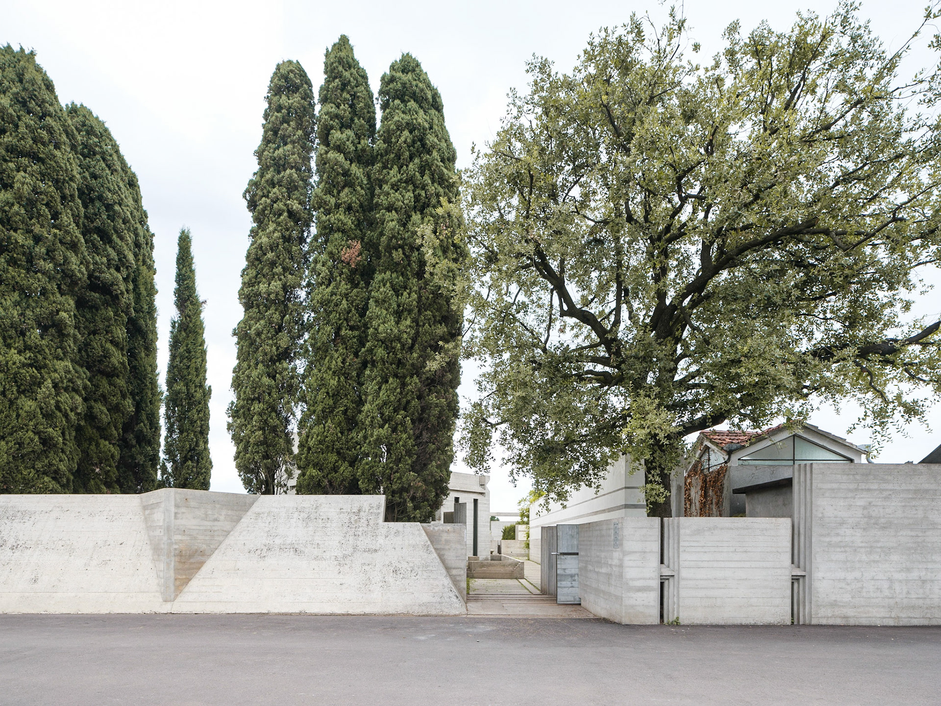 Tomba Brion / San Vito d'Altivole, Treviso, Italy / Carlo Scarpa