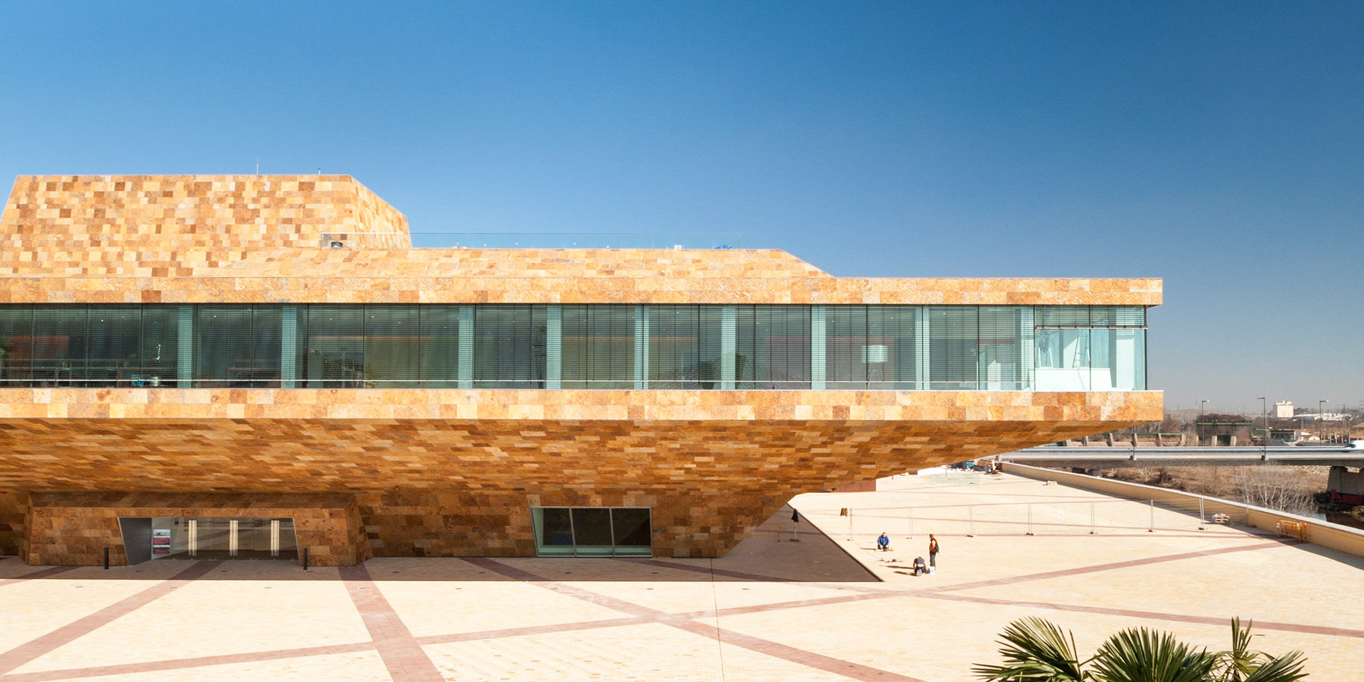 La Llotja Theatre and Congress Centre / Lleida, Spain / Mecanoo