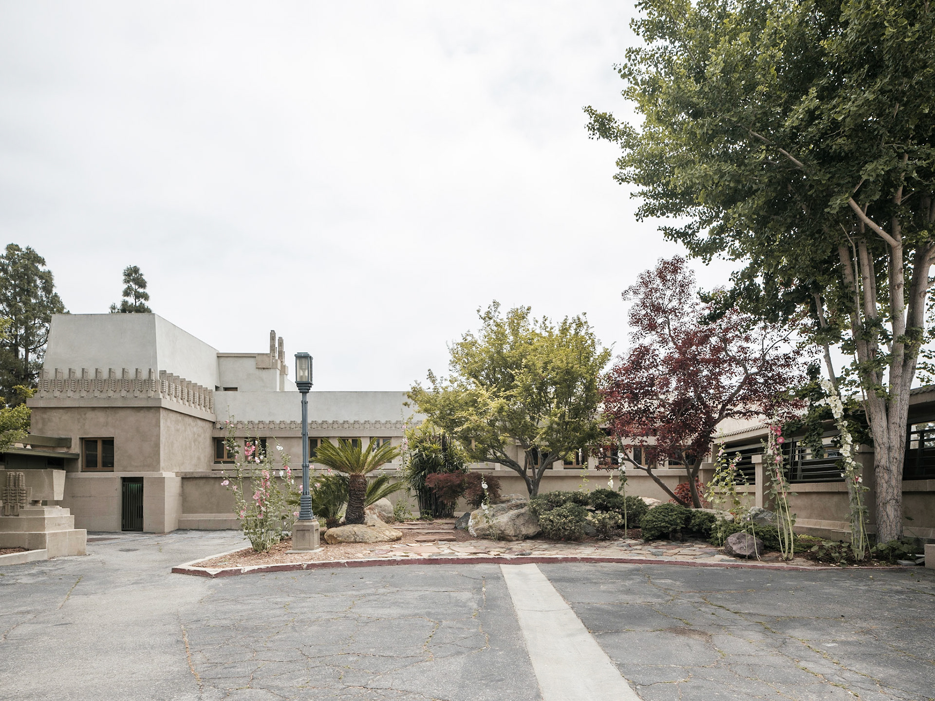 Hollyhock House / Los Angeles, U.S.A / Frank Lloyd Wright