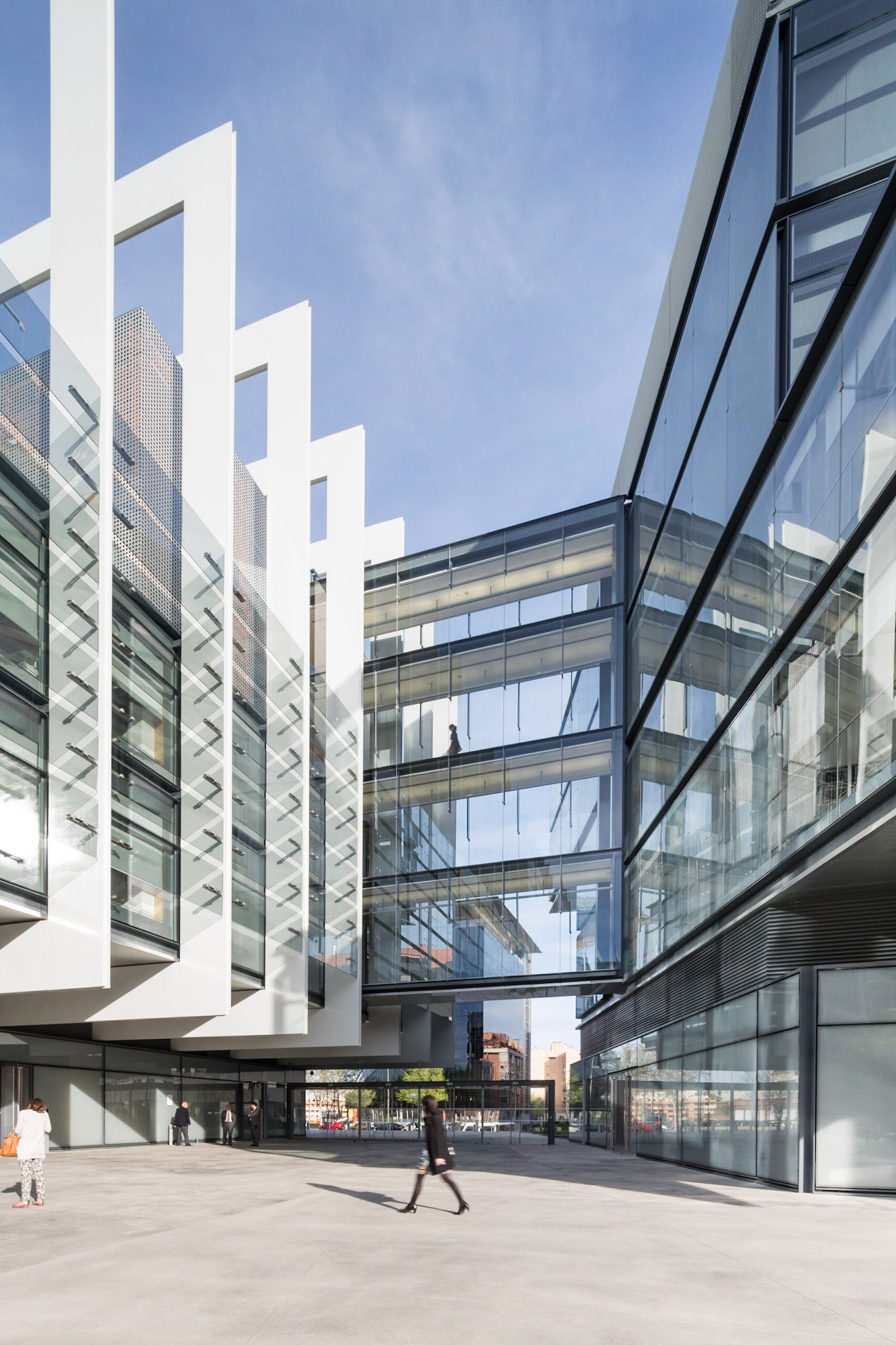 Campus Repsol, headquarters, Madrid, oficina, Rafael De La-Hoz, Spain