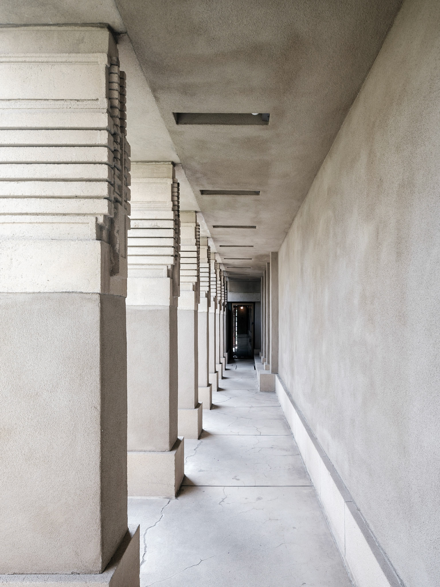 Hollyhock House / Los Angeles, U.S.A / Frank Lloyd Wright
