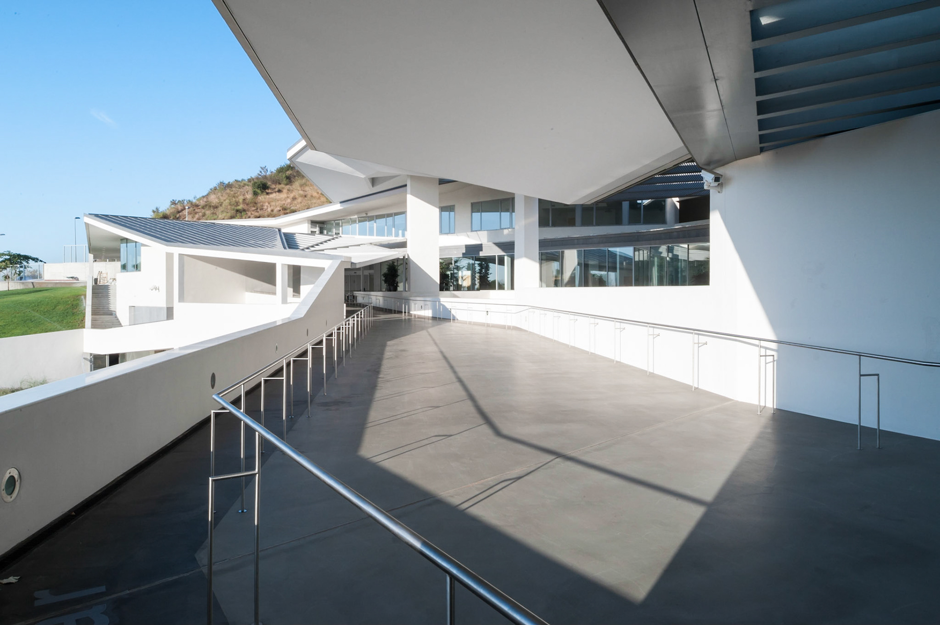 IMO - Ocular Microsurgery Institute / Barcelona, Spain / Josep Llinàs