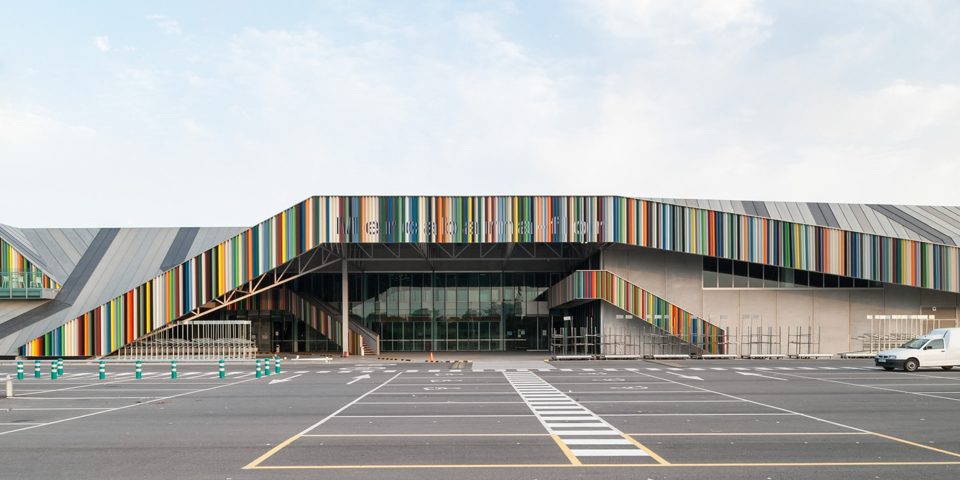 Flower Market / Mercabarna / Sant Boi de Llobregat, Spain / Muller Architects