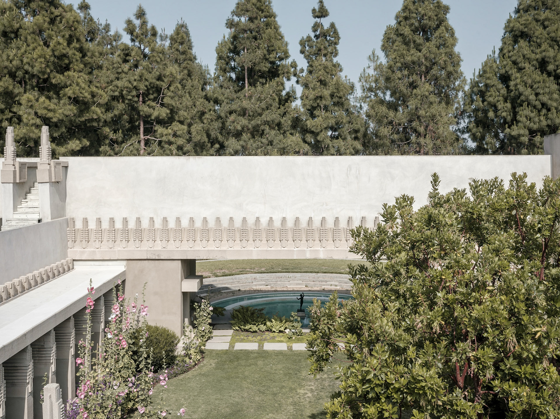 Hollyhock House / Los Angeles, U.S.A / Frank Lloyd Wright